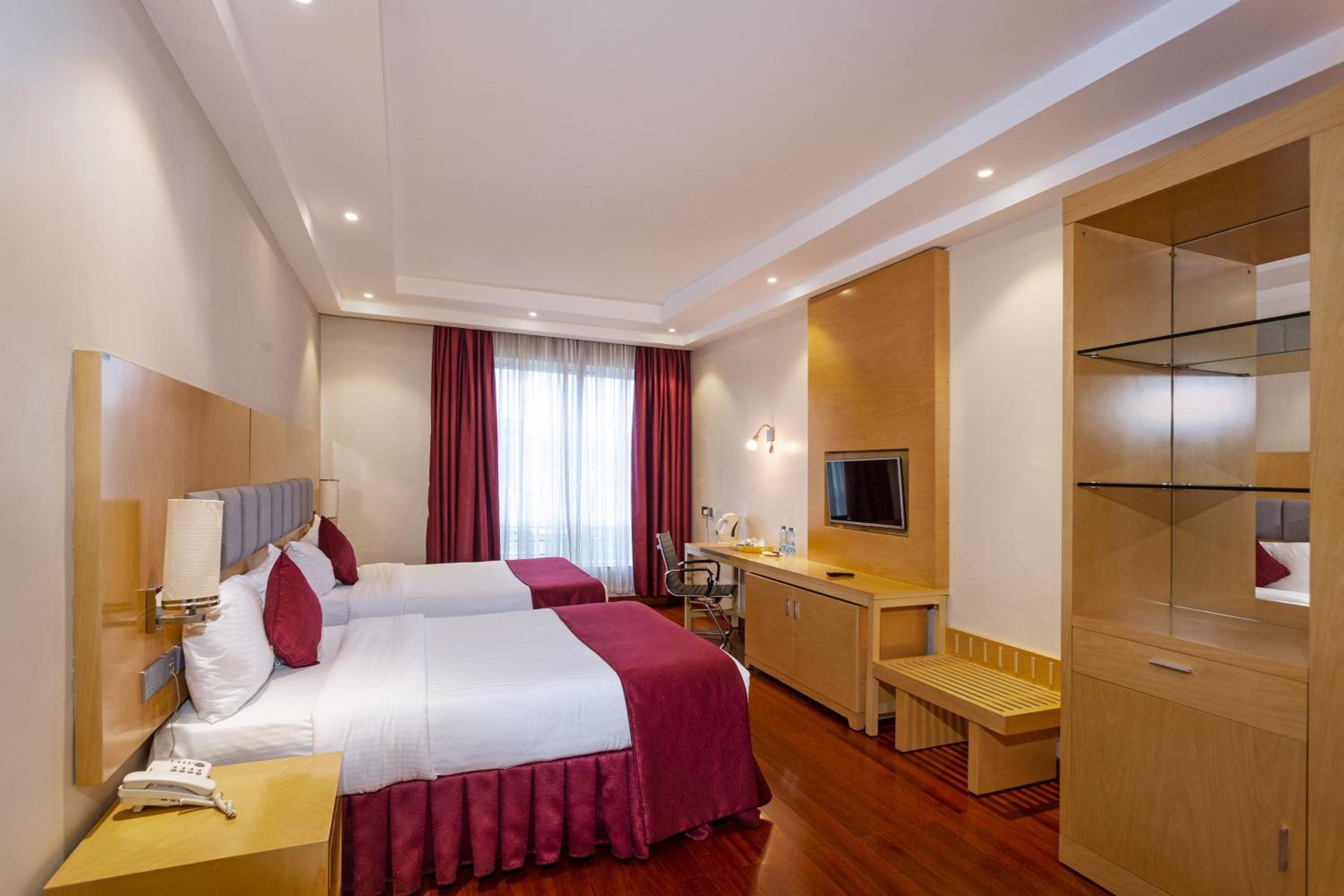 Deluxe Twin Room - Photo 7