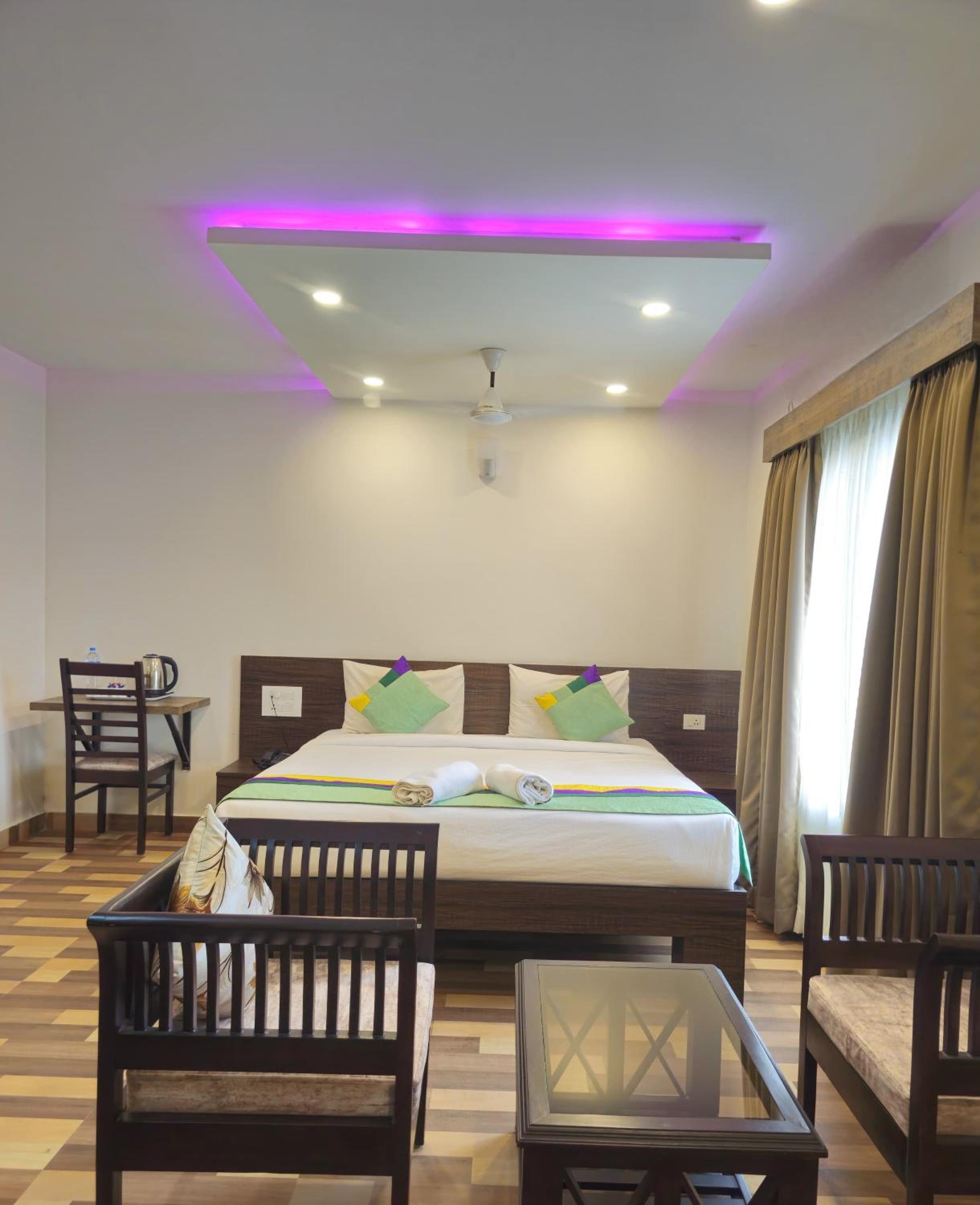Deluxe Family Room - Photo 4