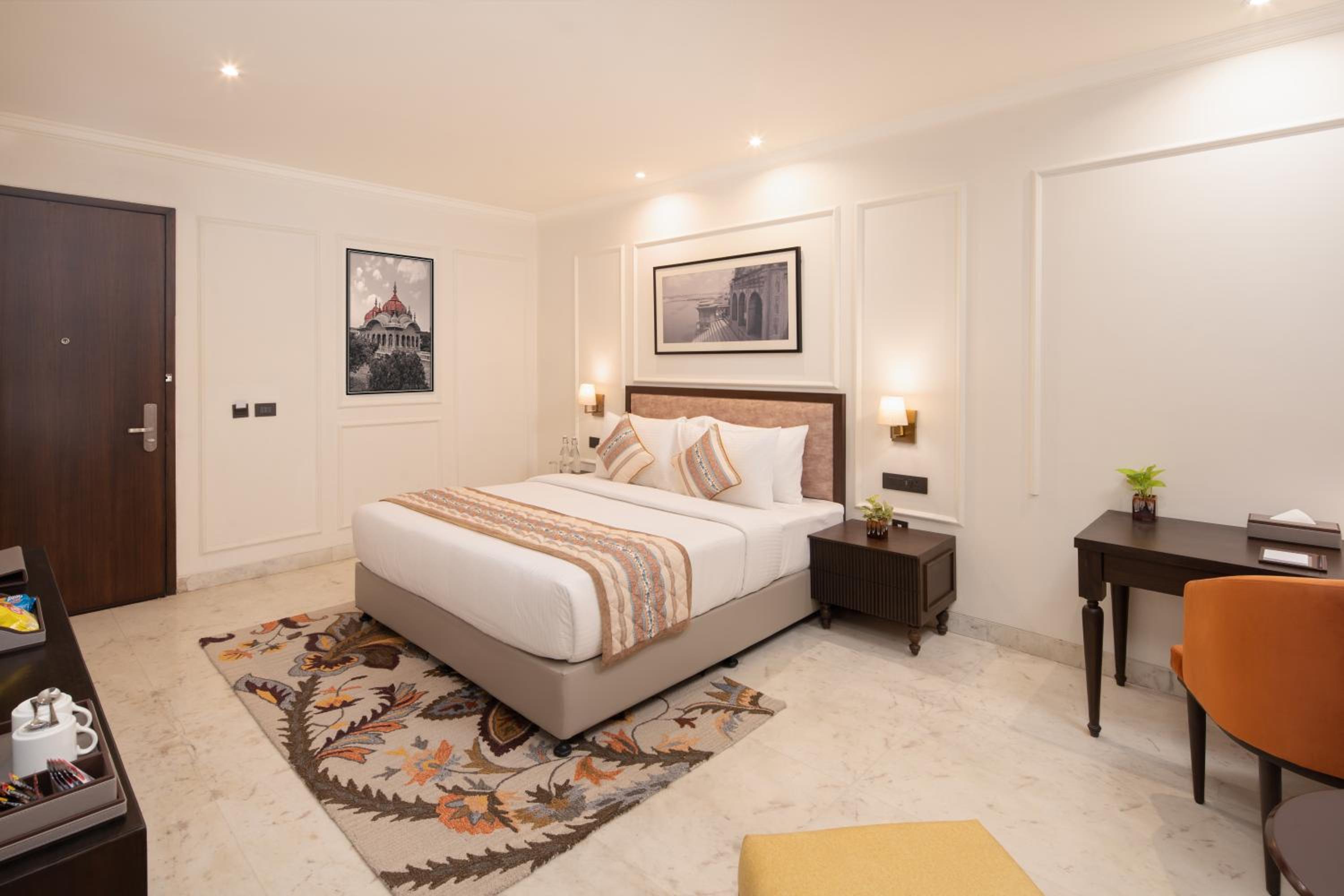 Deluxe Room - Photo 6