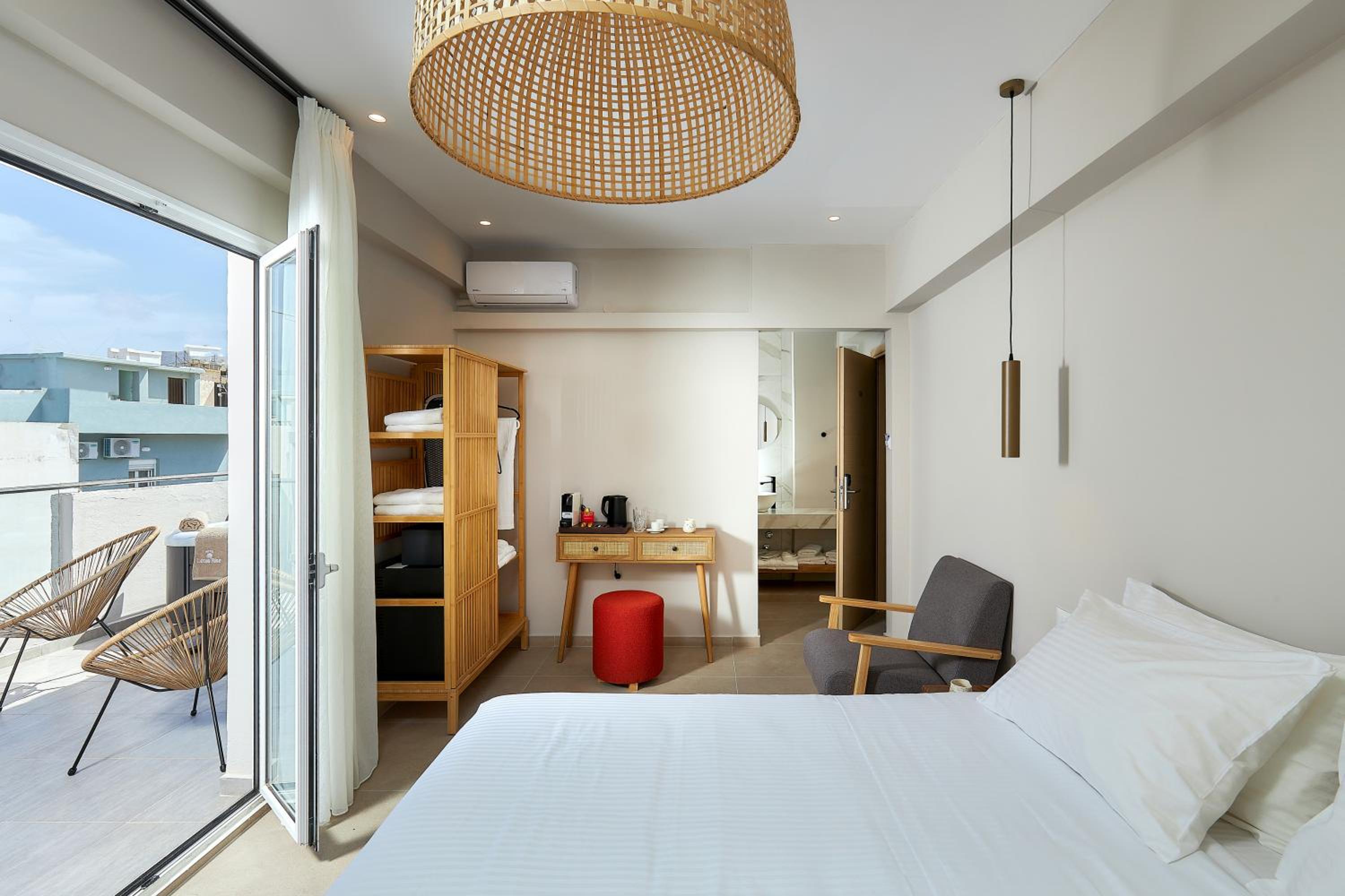 Deluxe Double Room with Jacuzzi