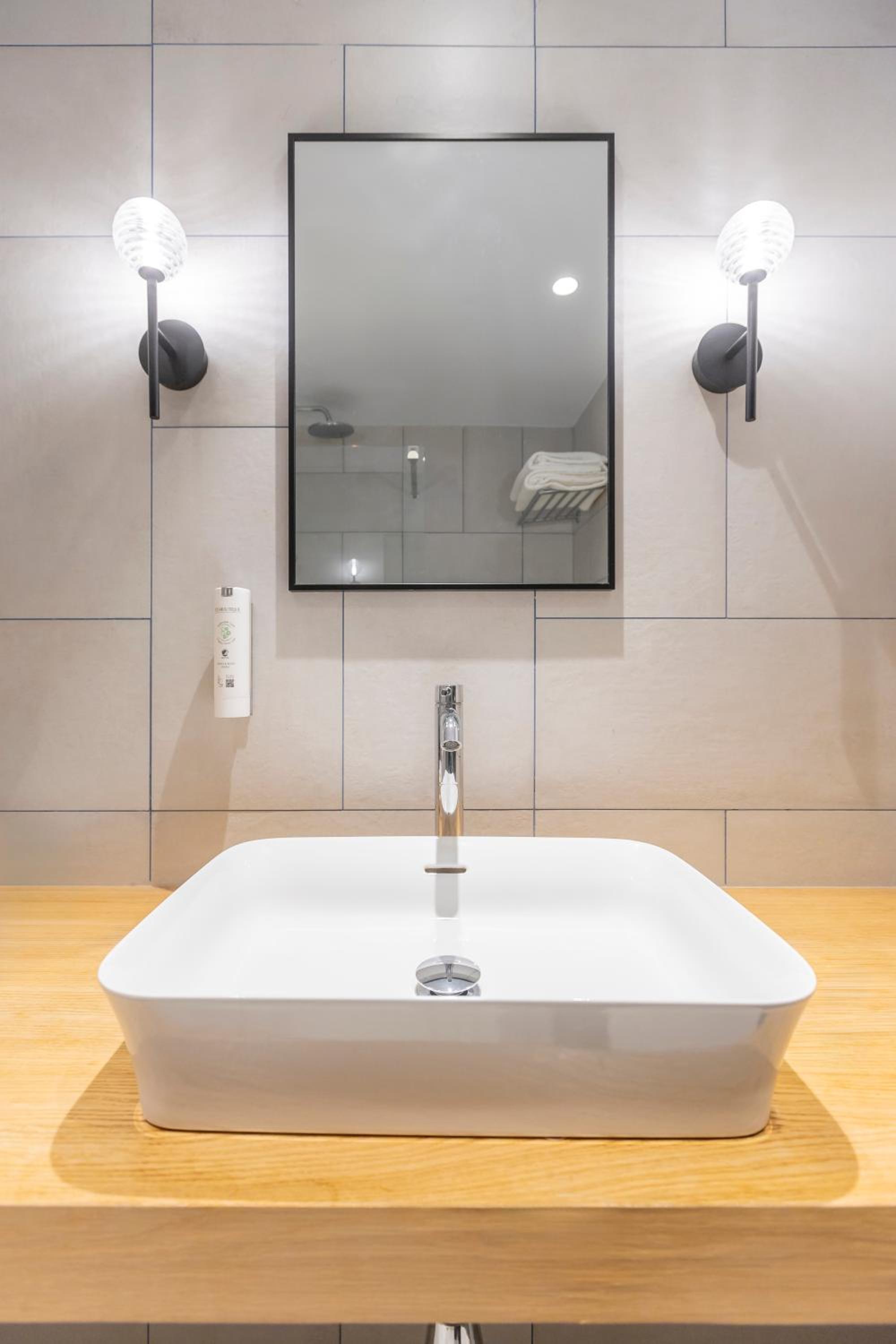 Superior Double or Twin Room with Sea View - Photo 12