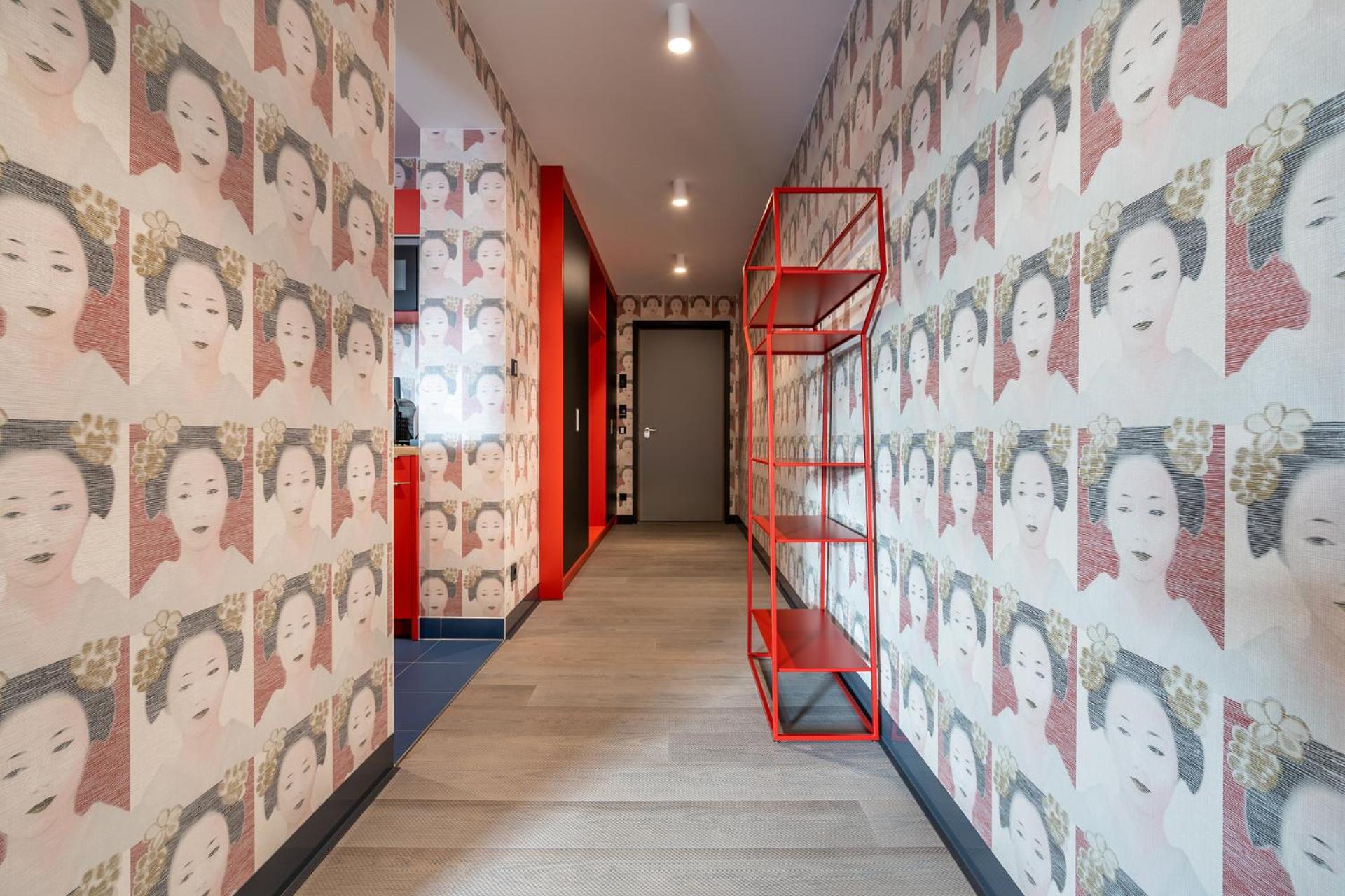 Suite Big in Japan - Photo 6