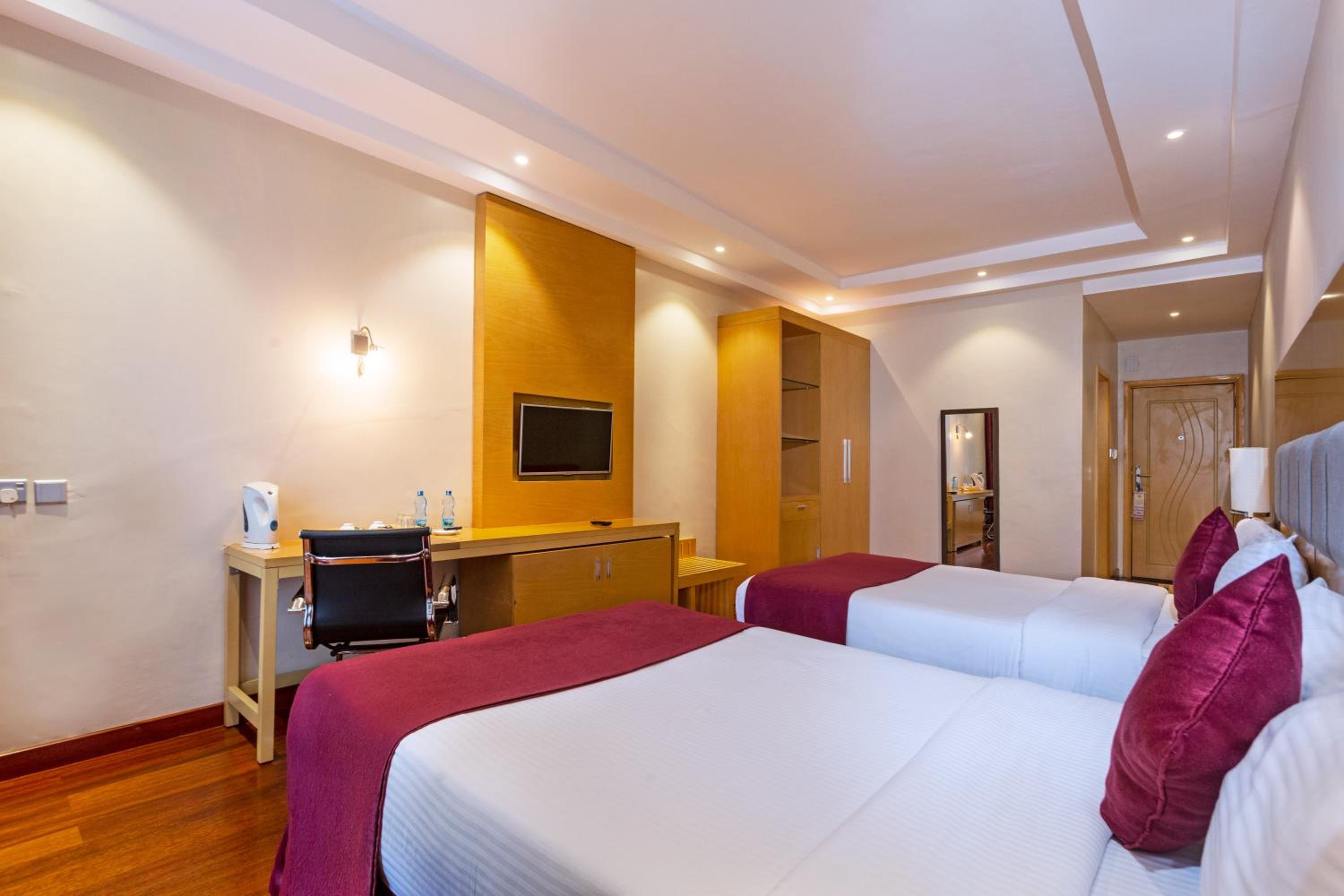 Deluxe Twin Room - Photo 4
