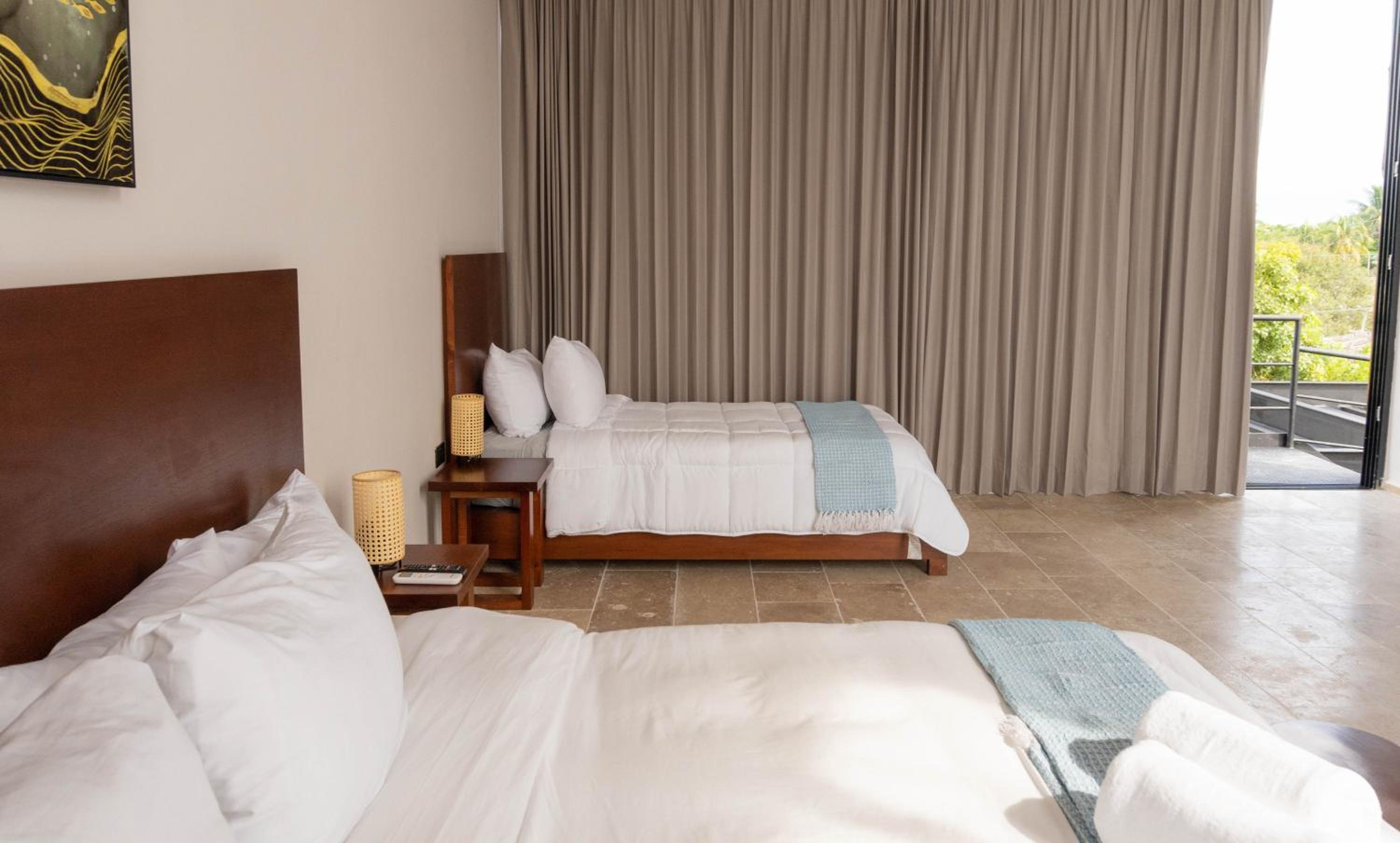 Standard Twin Room with Sea View photo 2