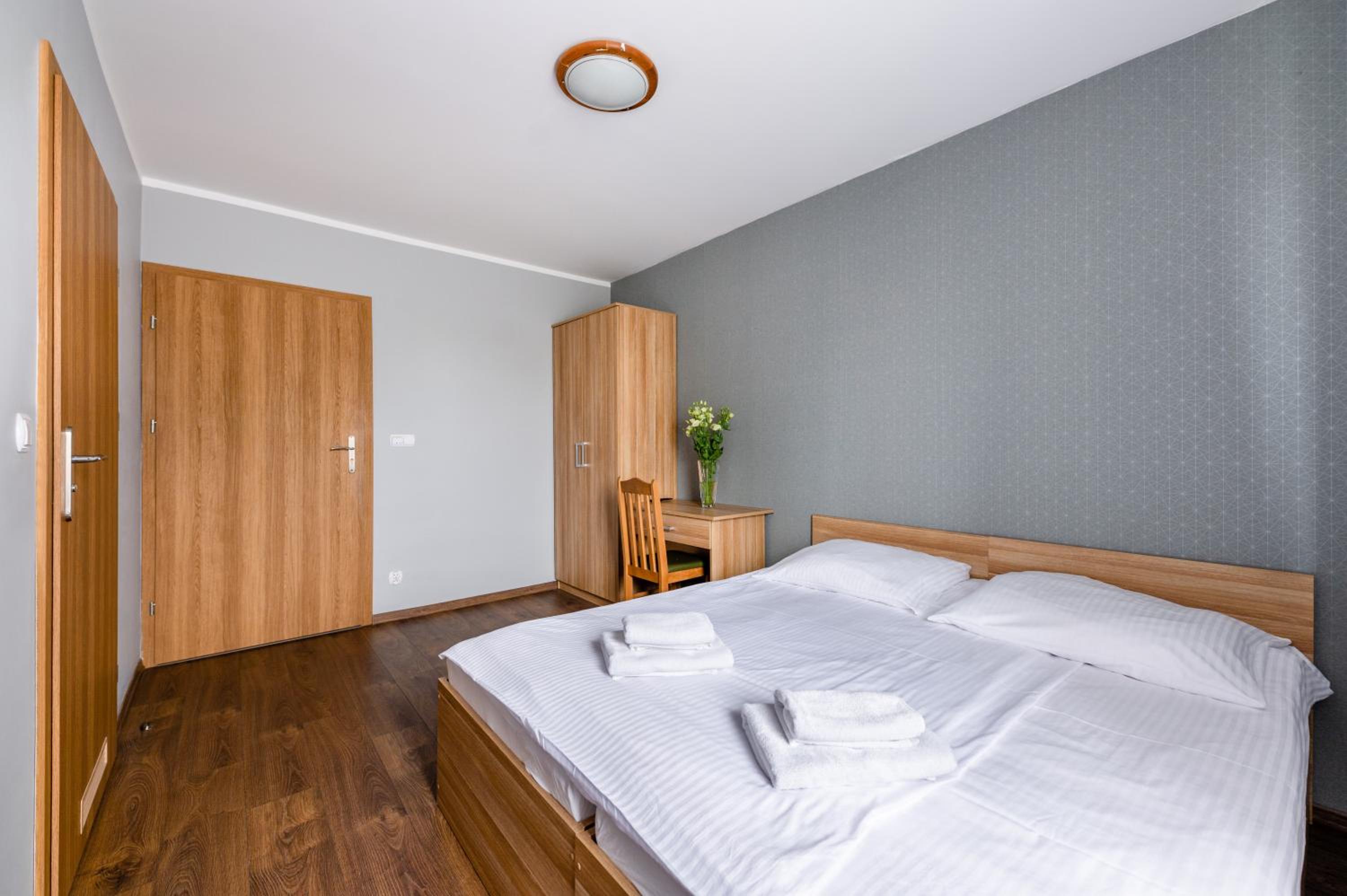 Double Room - Photo 2