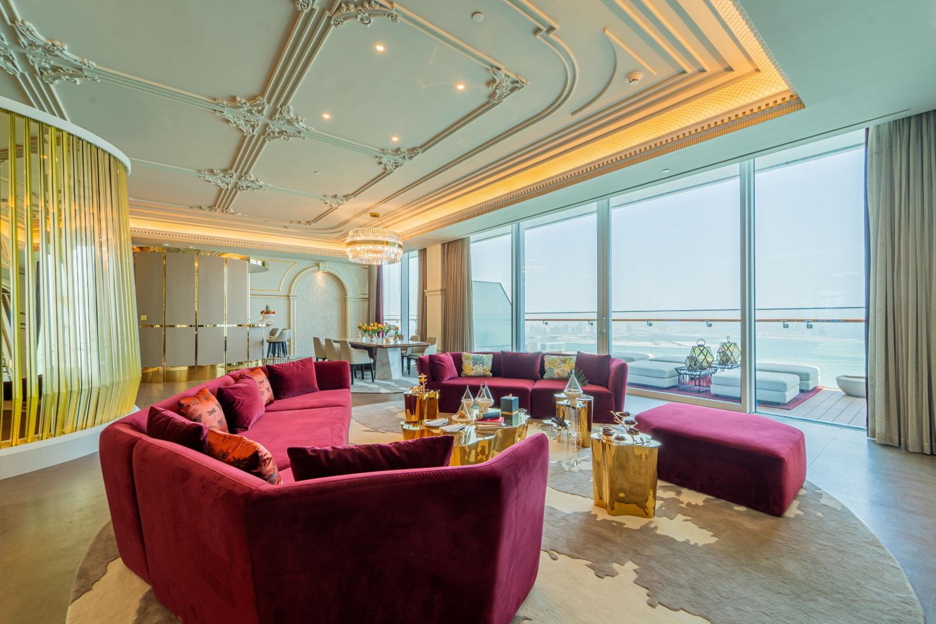 Suite - Raffles photo 2