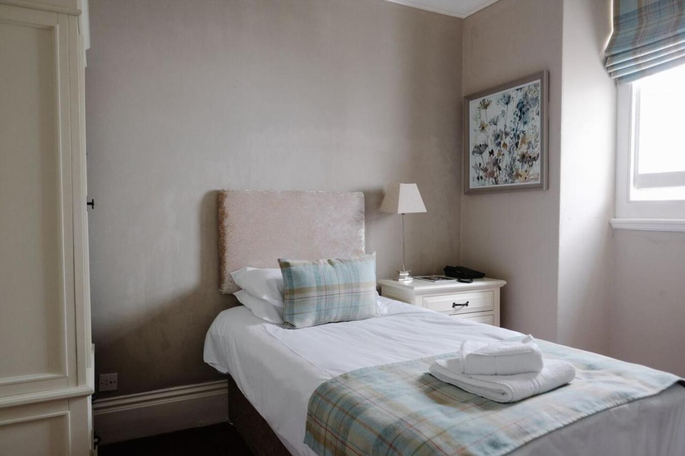 Single Room photo 1