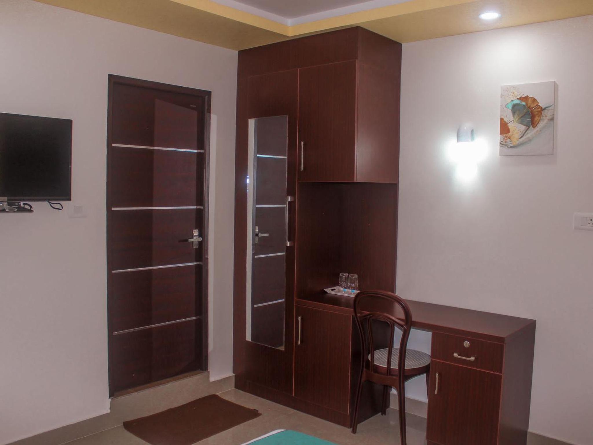 Deluxe Family Room