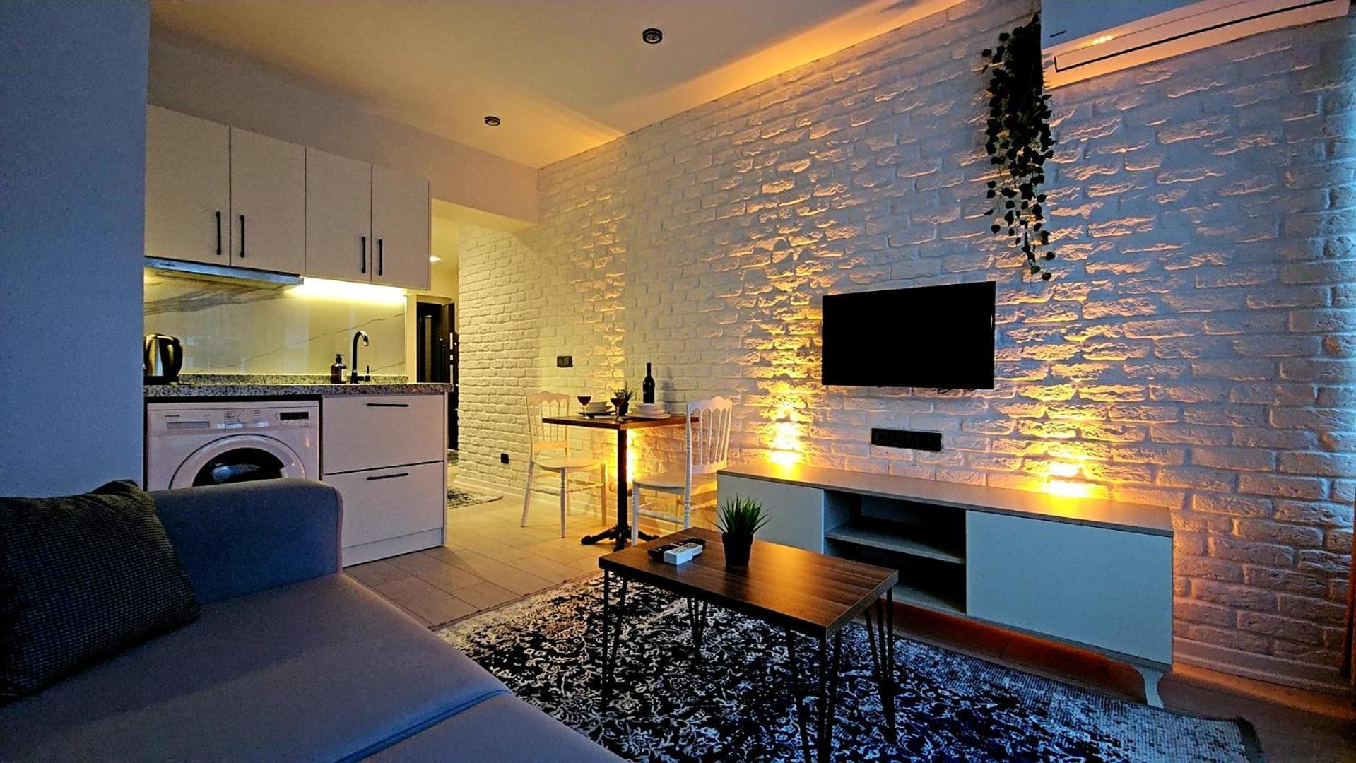 Deluxe Suite photo 1