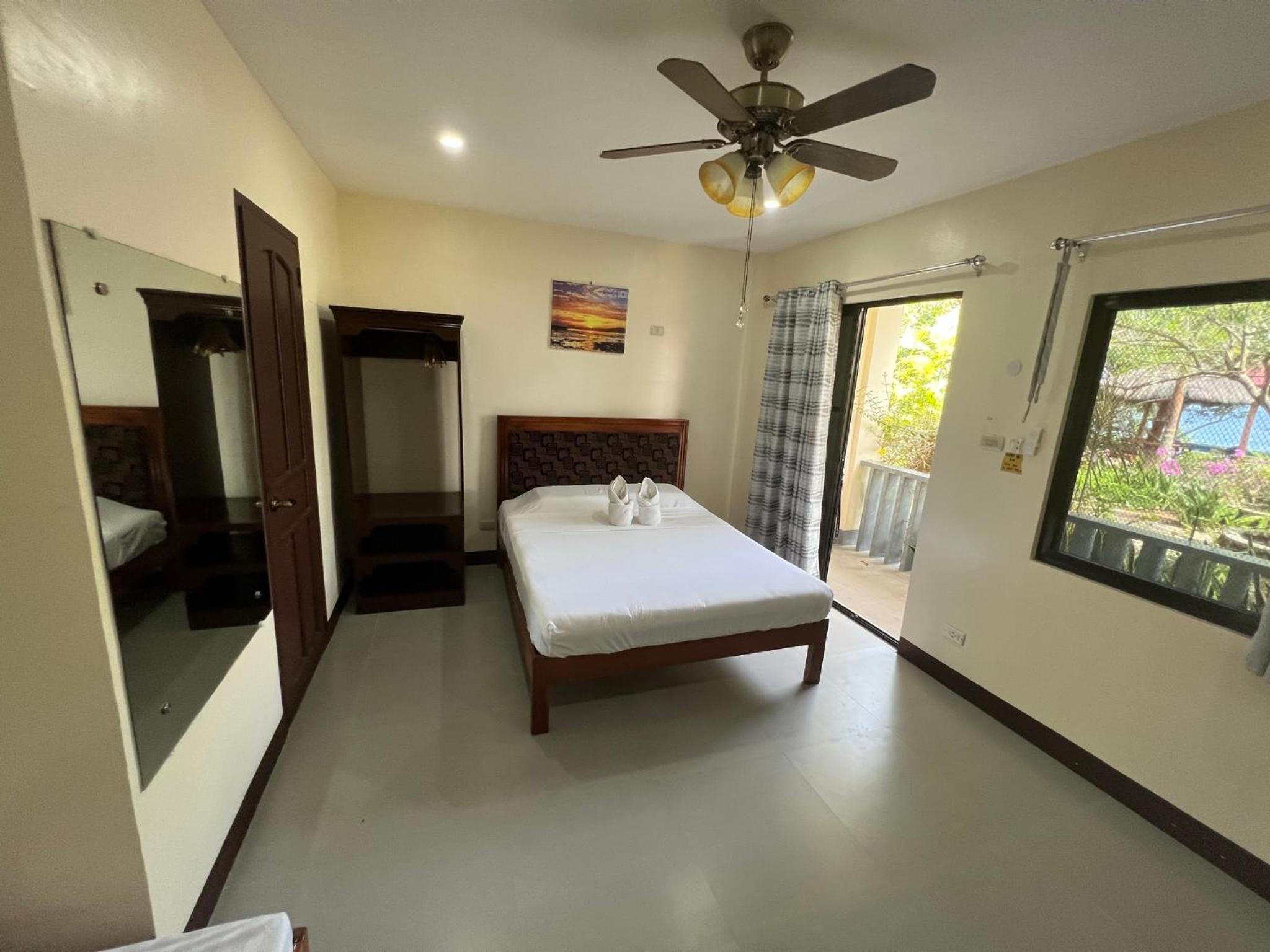 Triple Room with Sea View photo 1