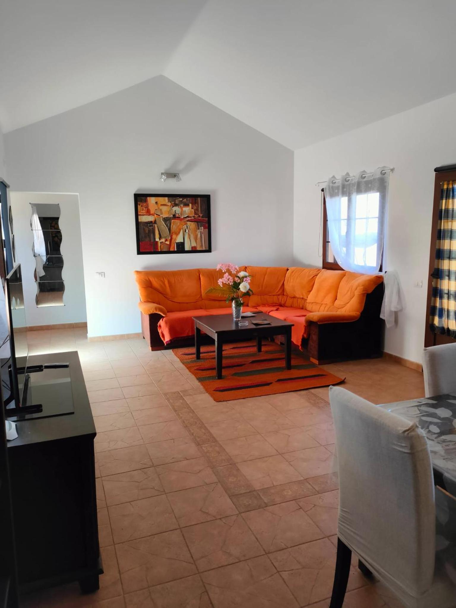 Three-Bedroom House photo 3