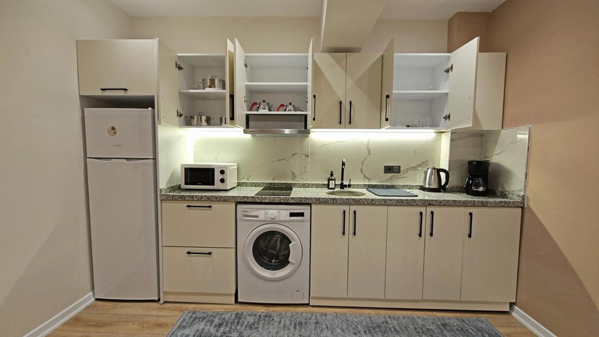 Two-Bedroom Deluxe Apartment photo 3