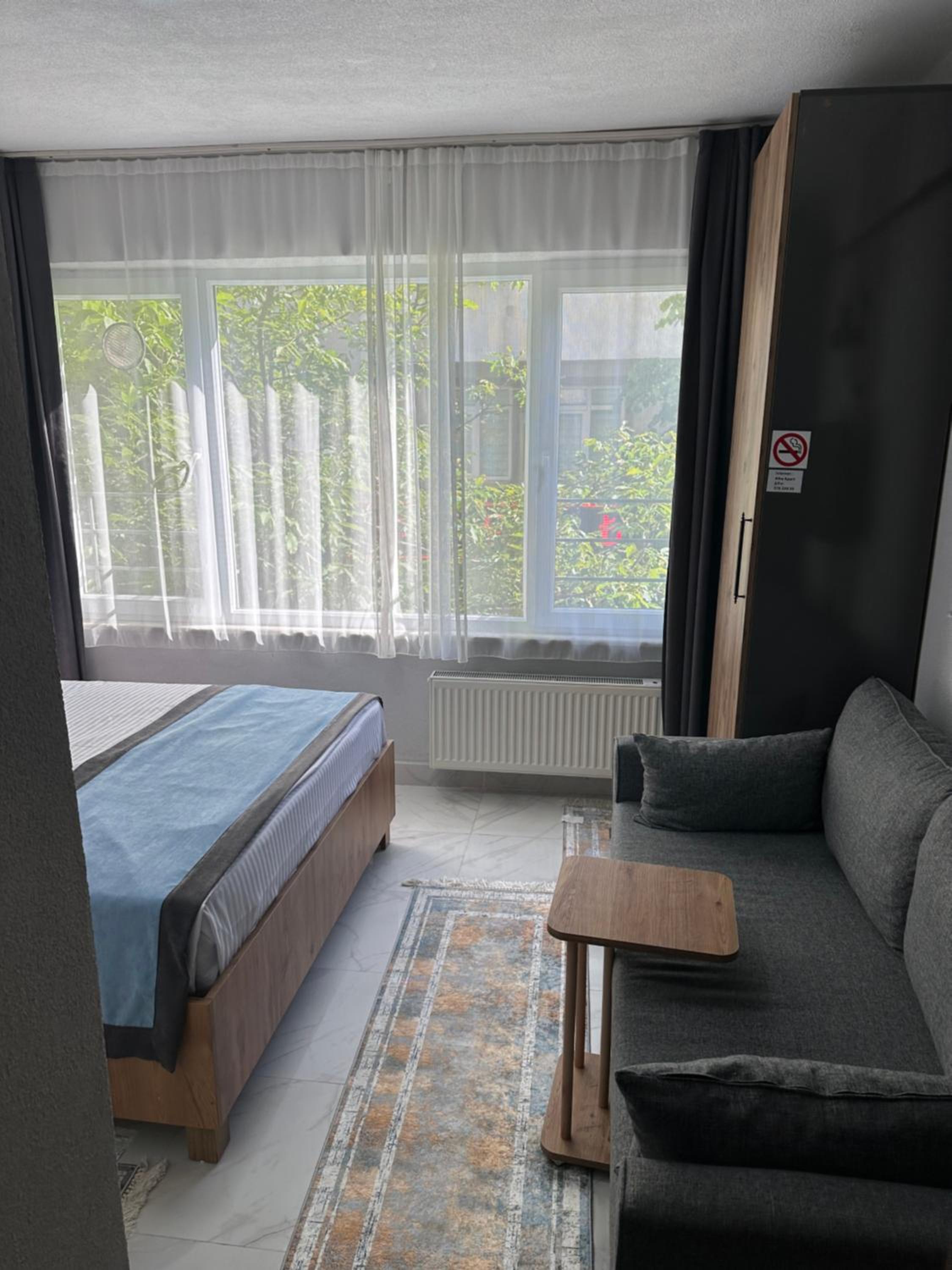 Deluxe Double Room (2 Adults + 1 Child) photo 2