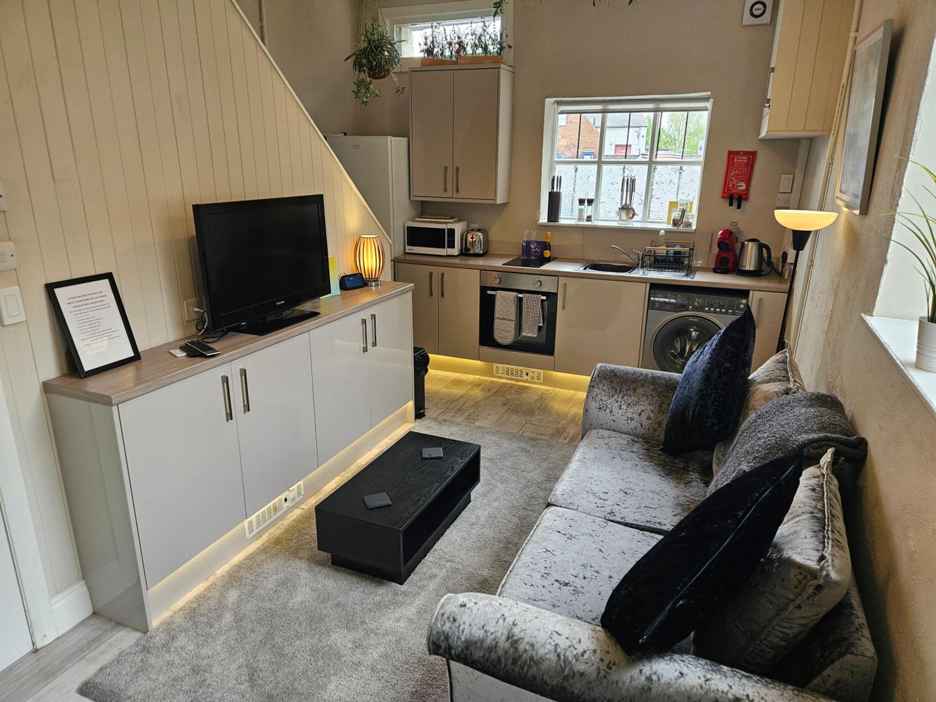 One-Bedroom House photo 3