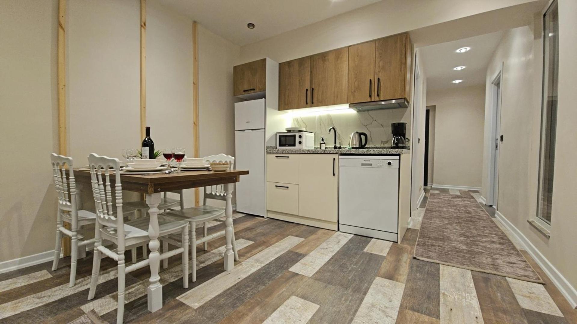 Deluxe Family Suite photo 2