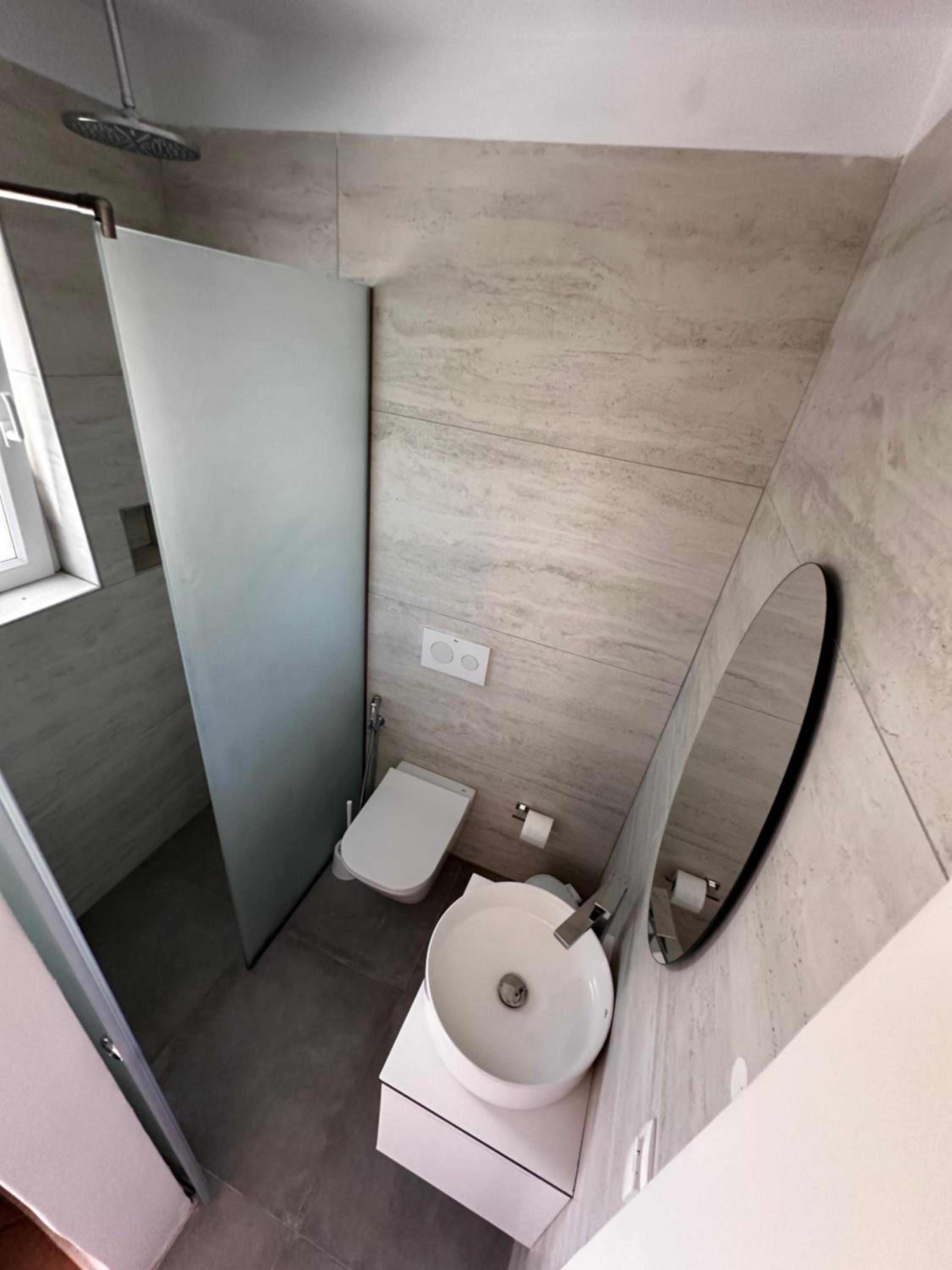 Studio Apartment - Photo 3