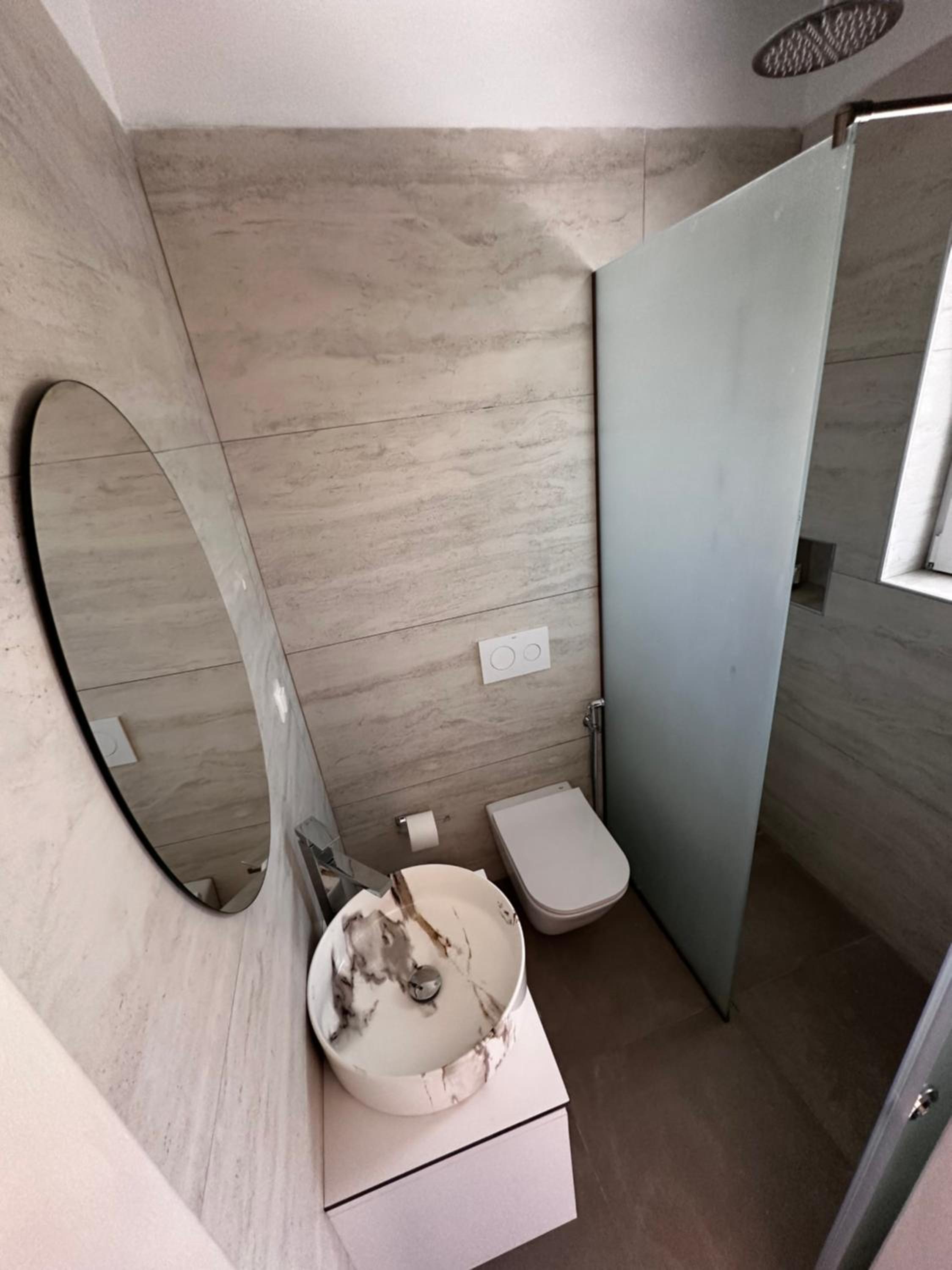 Studio Apartment - Photo 2