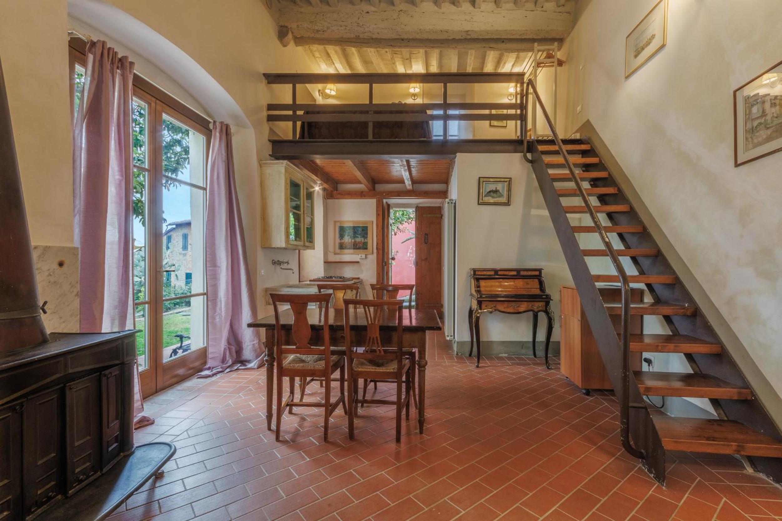 One-Bedroom Apartment with Garden - Separate Building photo 1