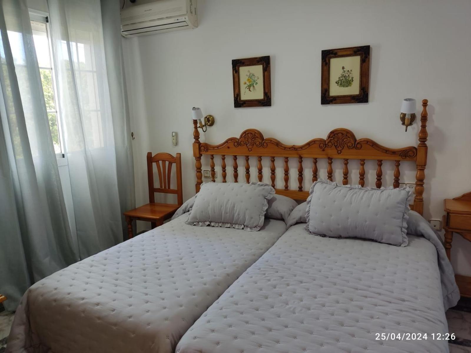 Twin Room photo 2