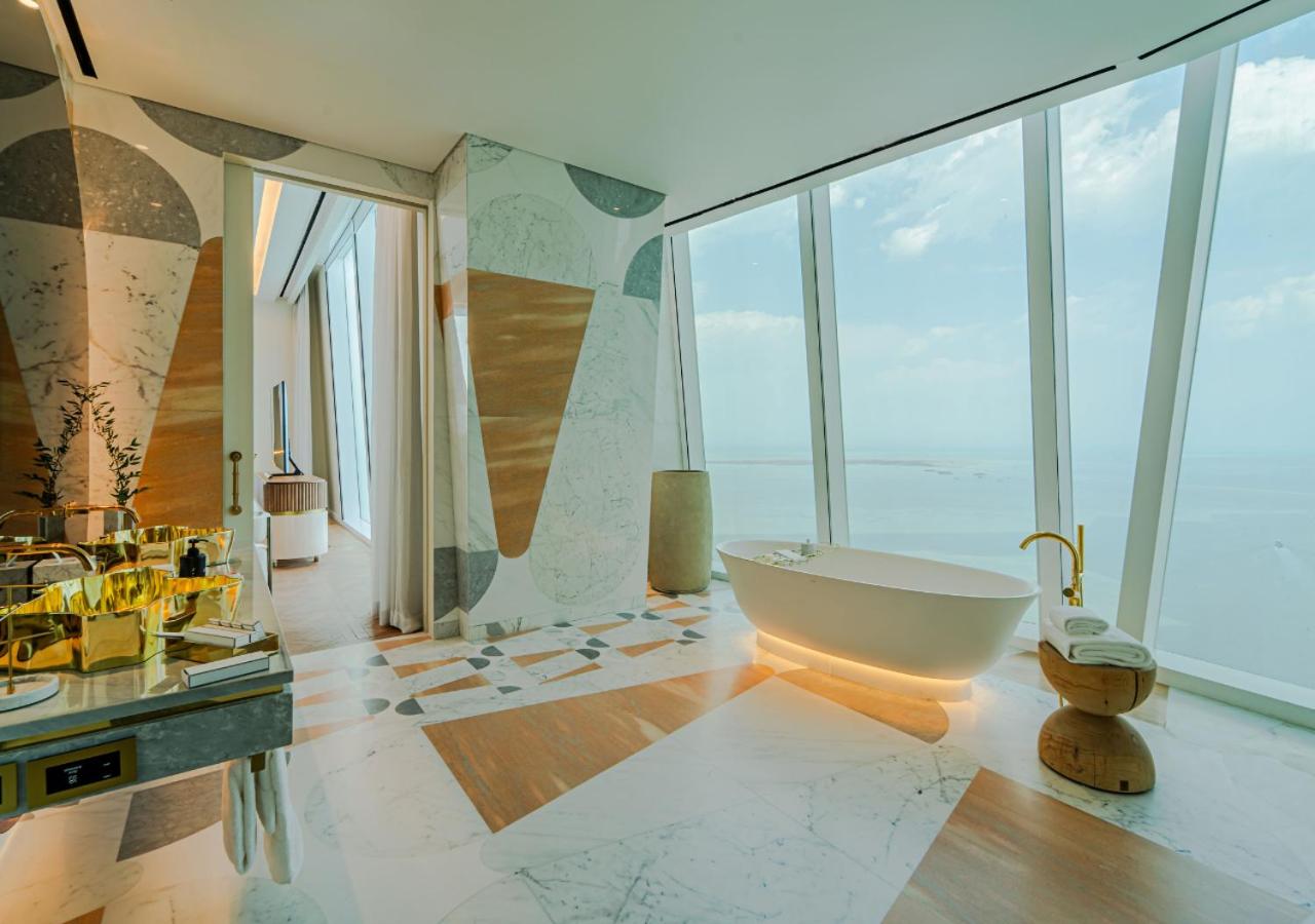 Suite - Designer - Photo 9