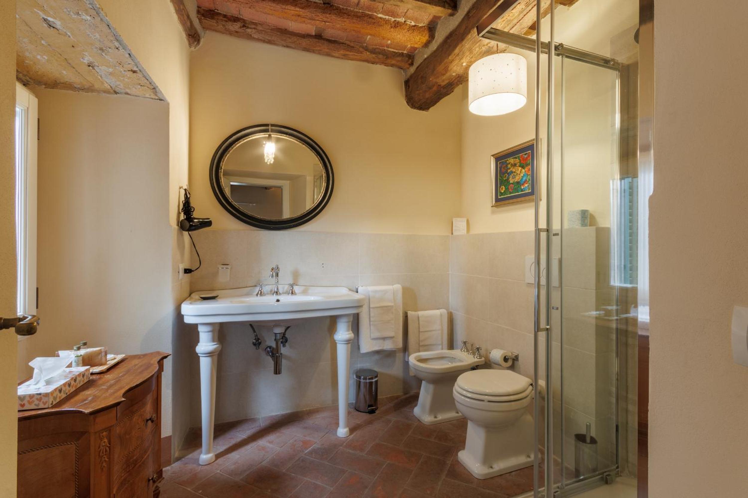 Maisonette photo 3