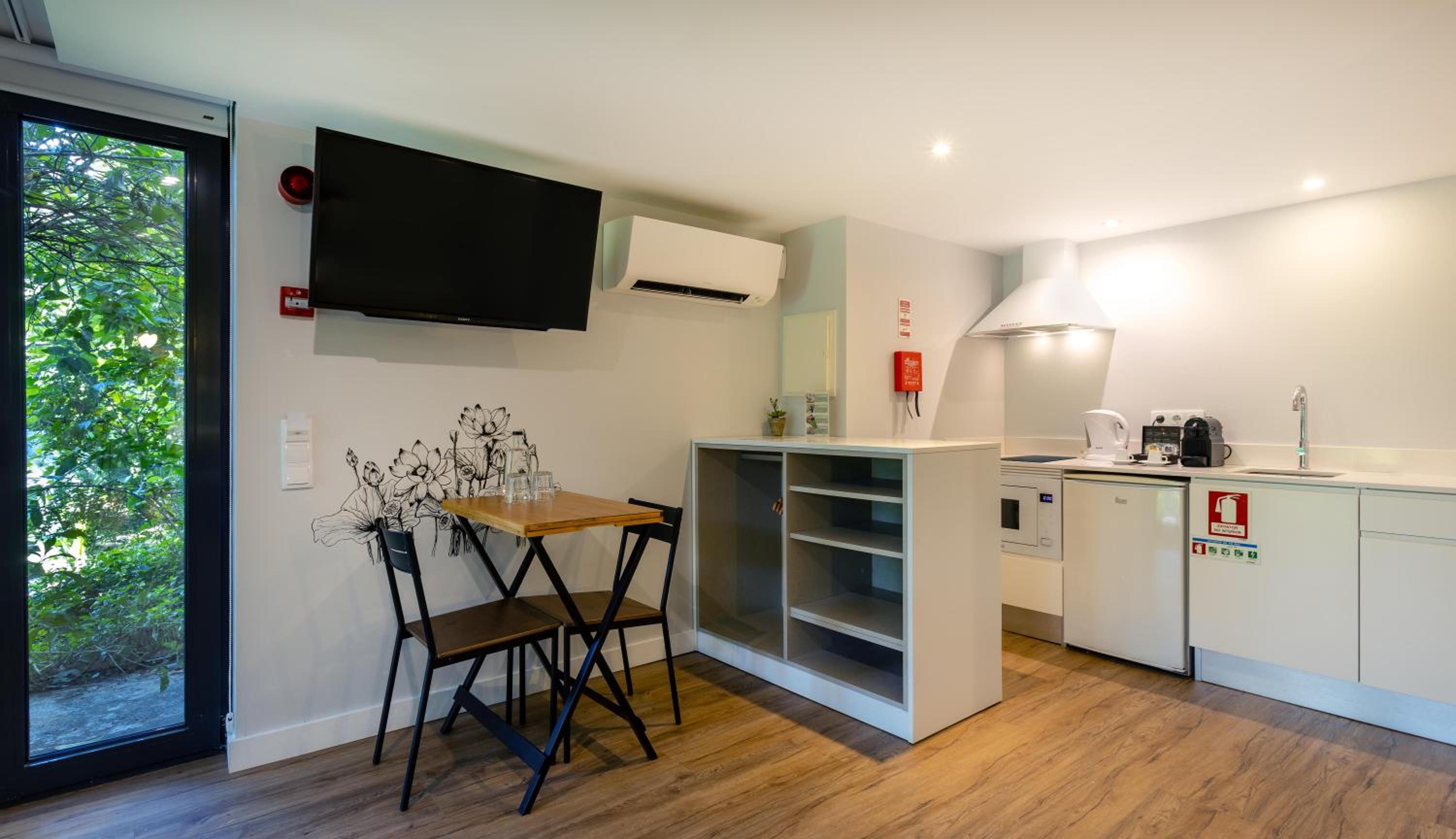 Double Room with Kitchenette photo 3