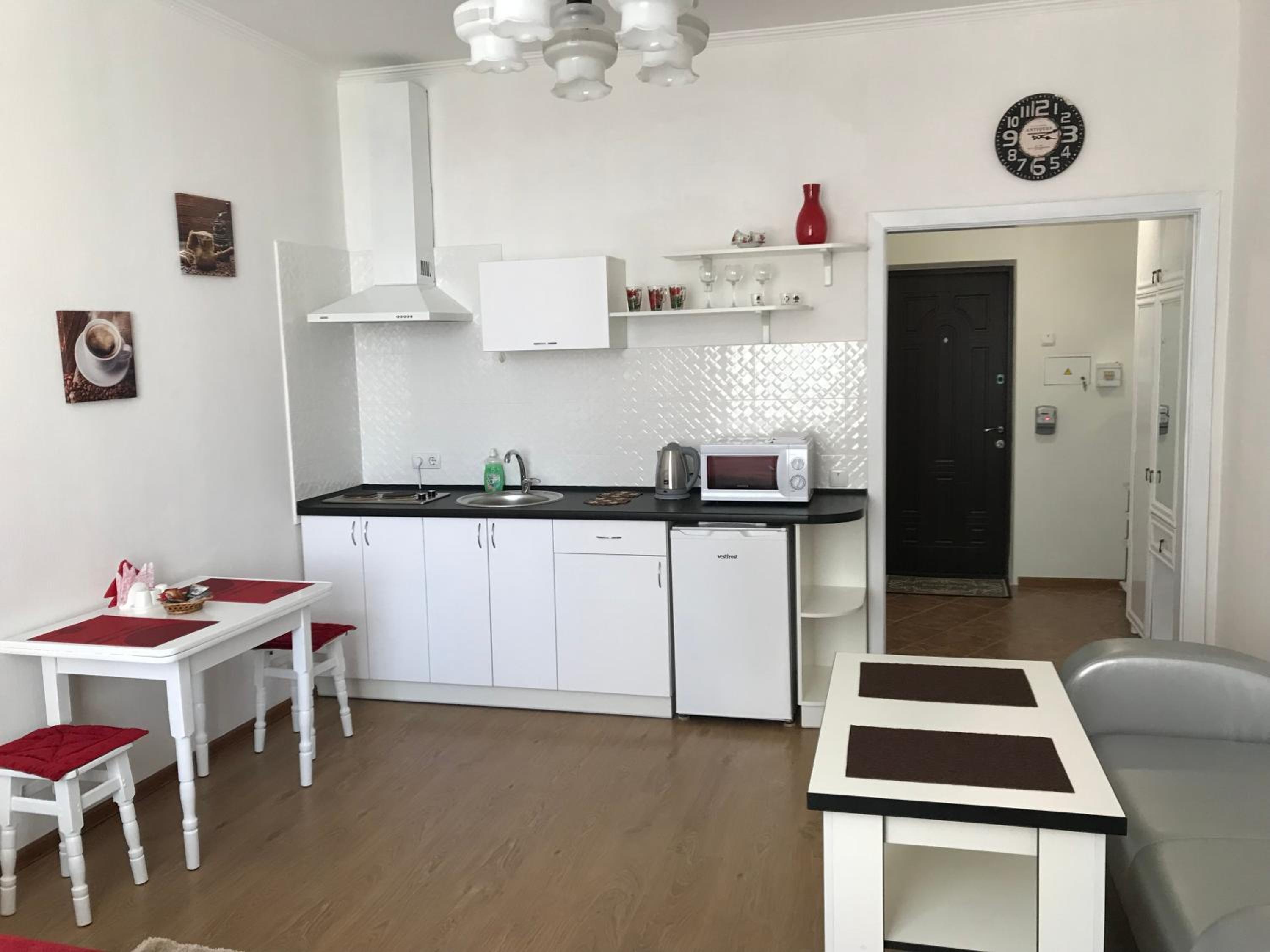 Suite Apartment photo 1