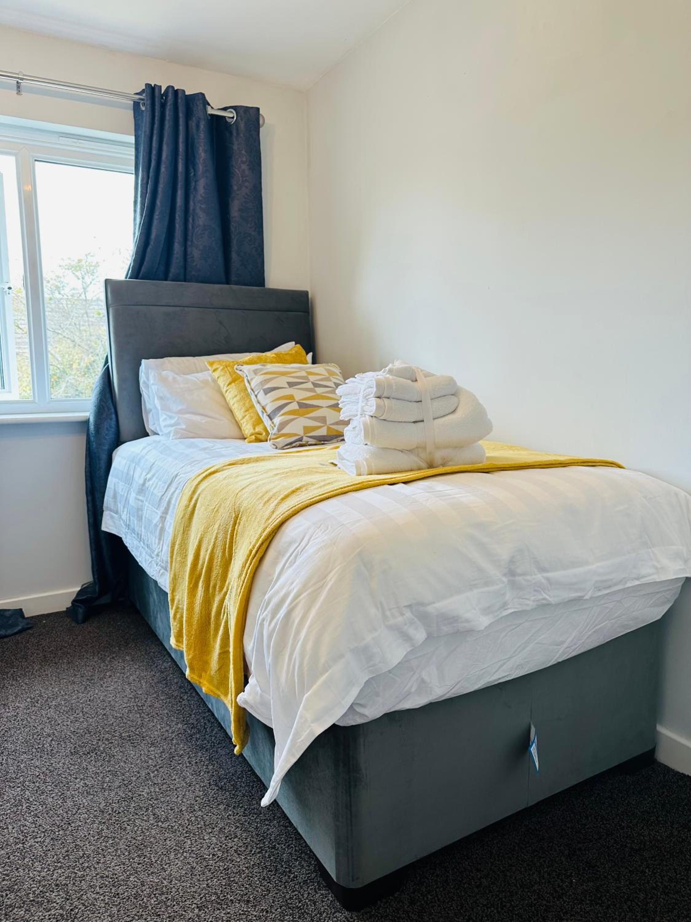 Three-Bedroom House photo 1