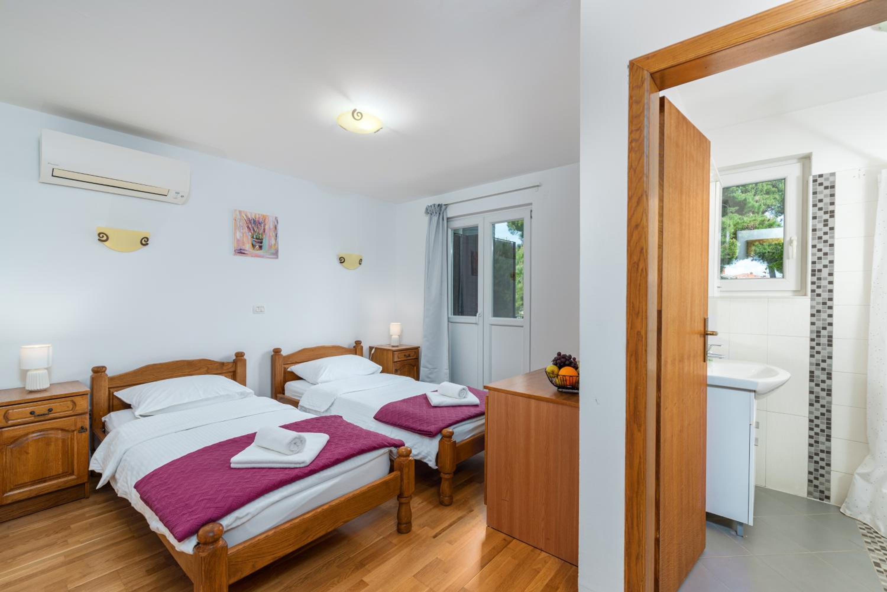 Twin Room with Balcony photo 1