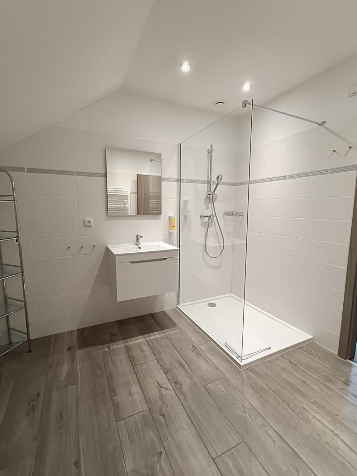 Two-Bedroom Apartment - Photo 3