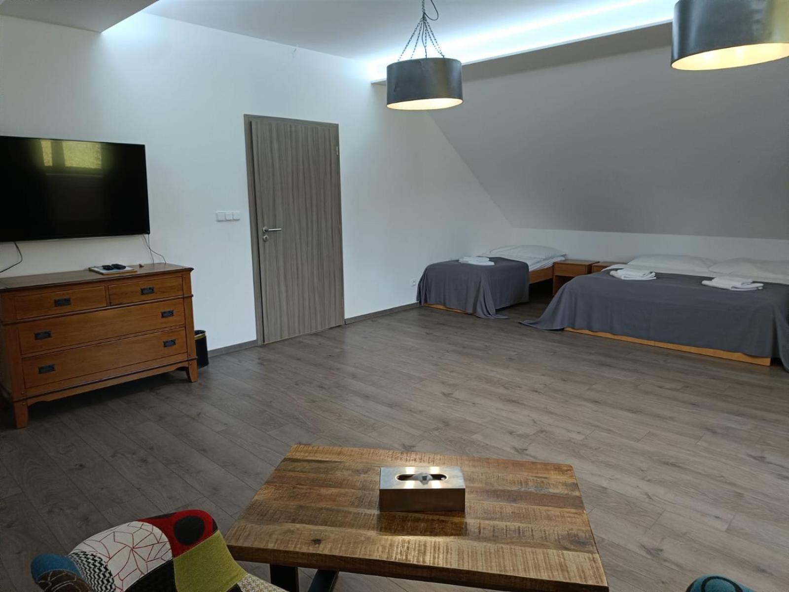Two-Bedroom Apartment - Photo 2