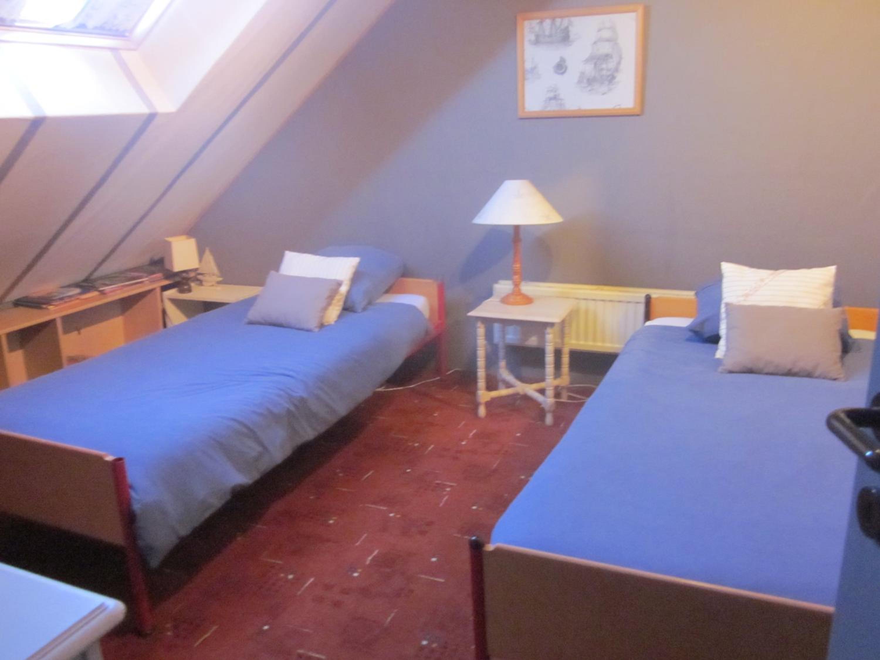 Twin Room - Photo 1
