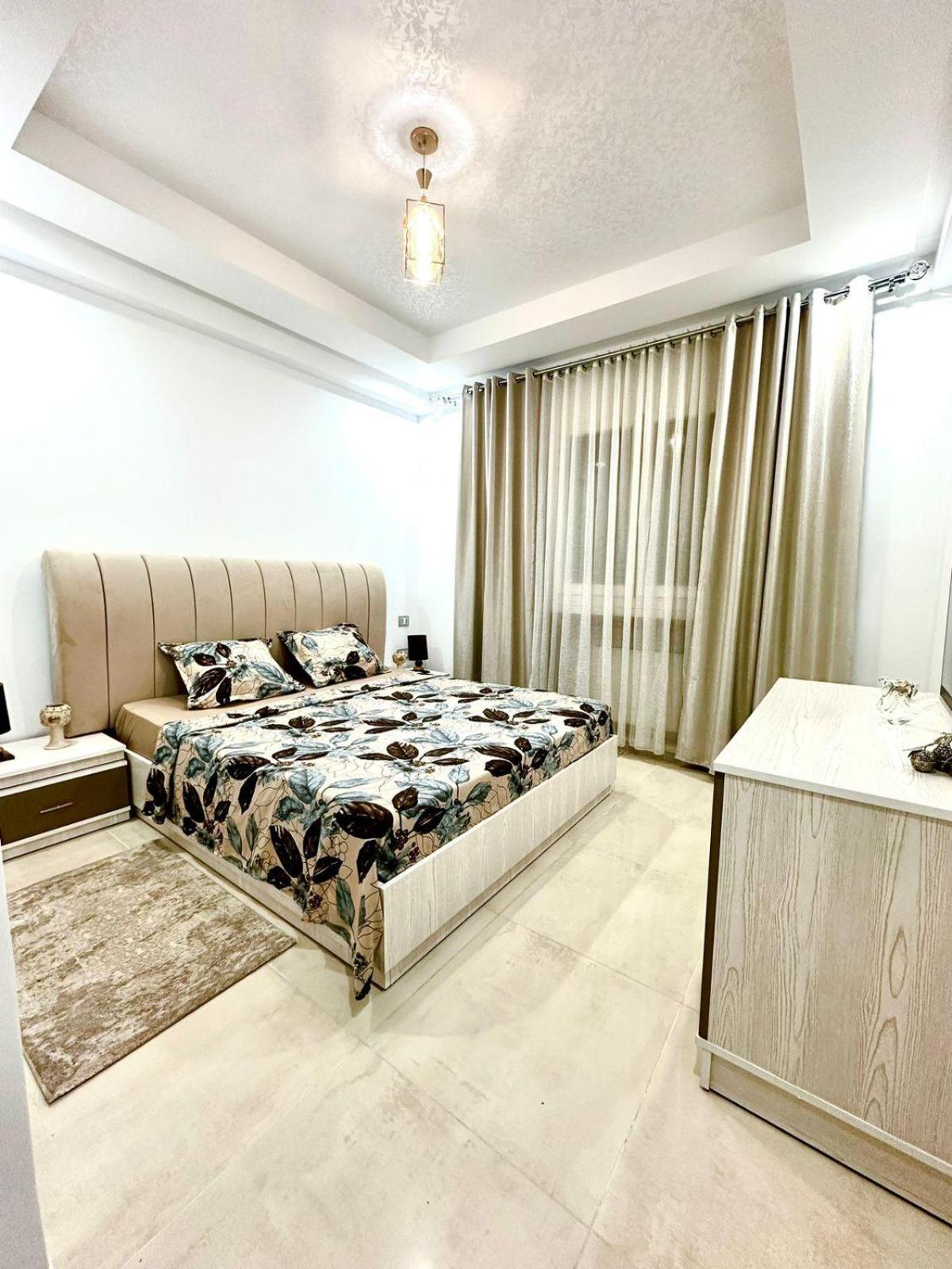 One-Bedroom Apartment photo 3