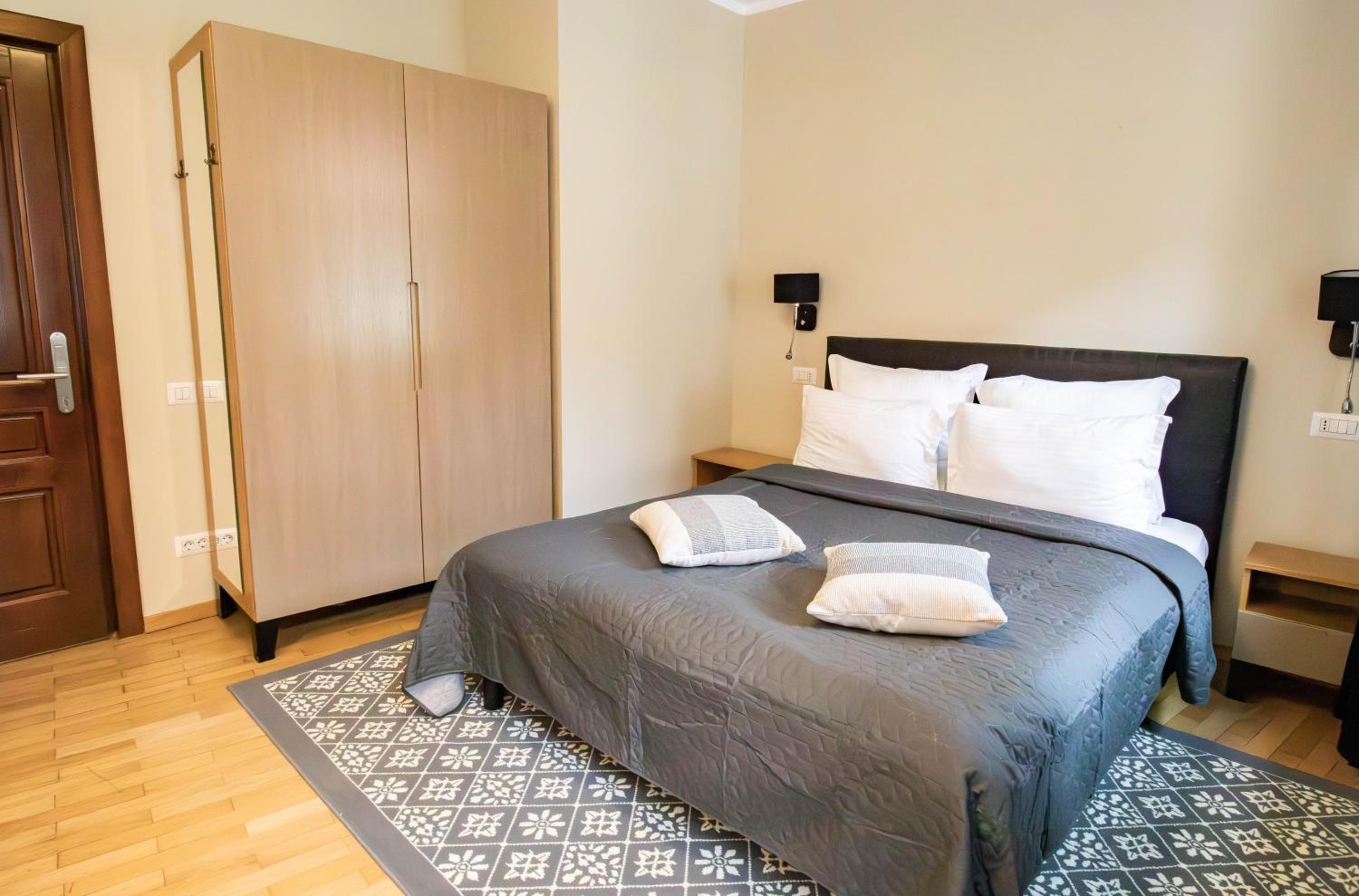 Superior King Room - Photo 1