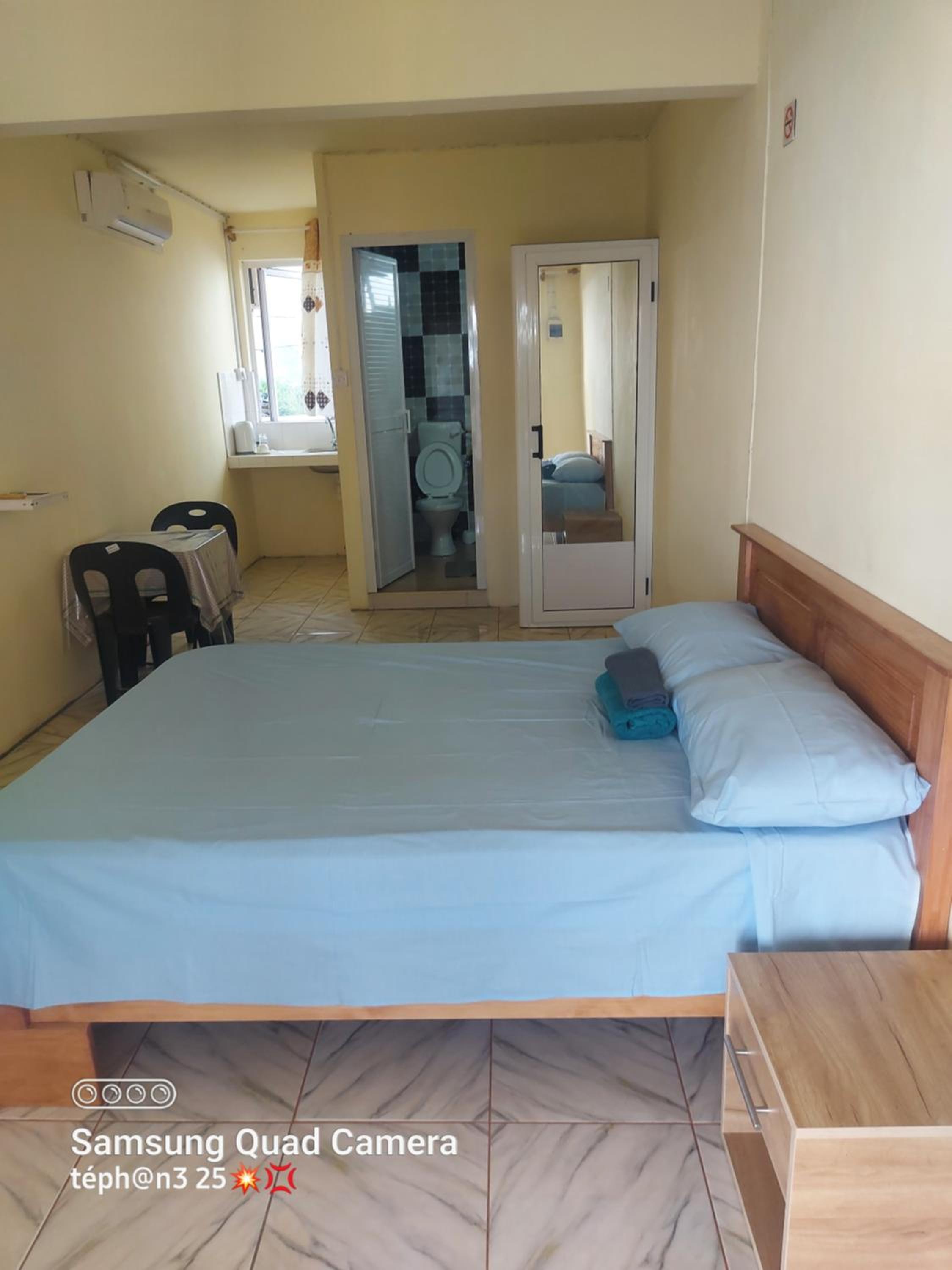 Three-Bedroom Vacation Home  photo 2