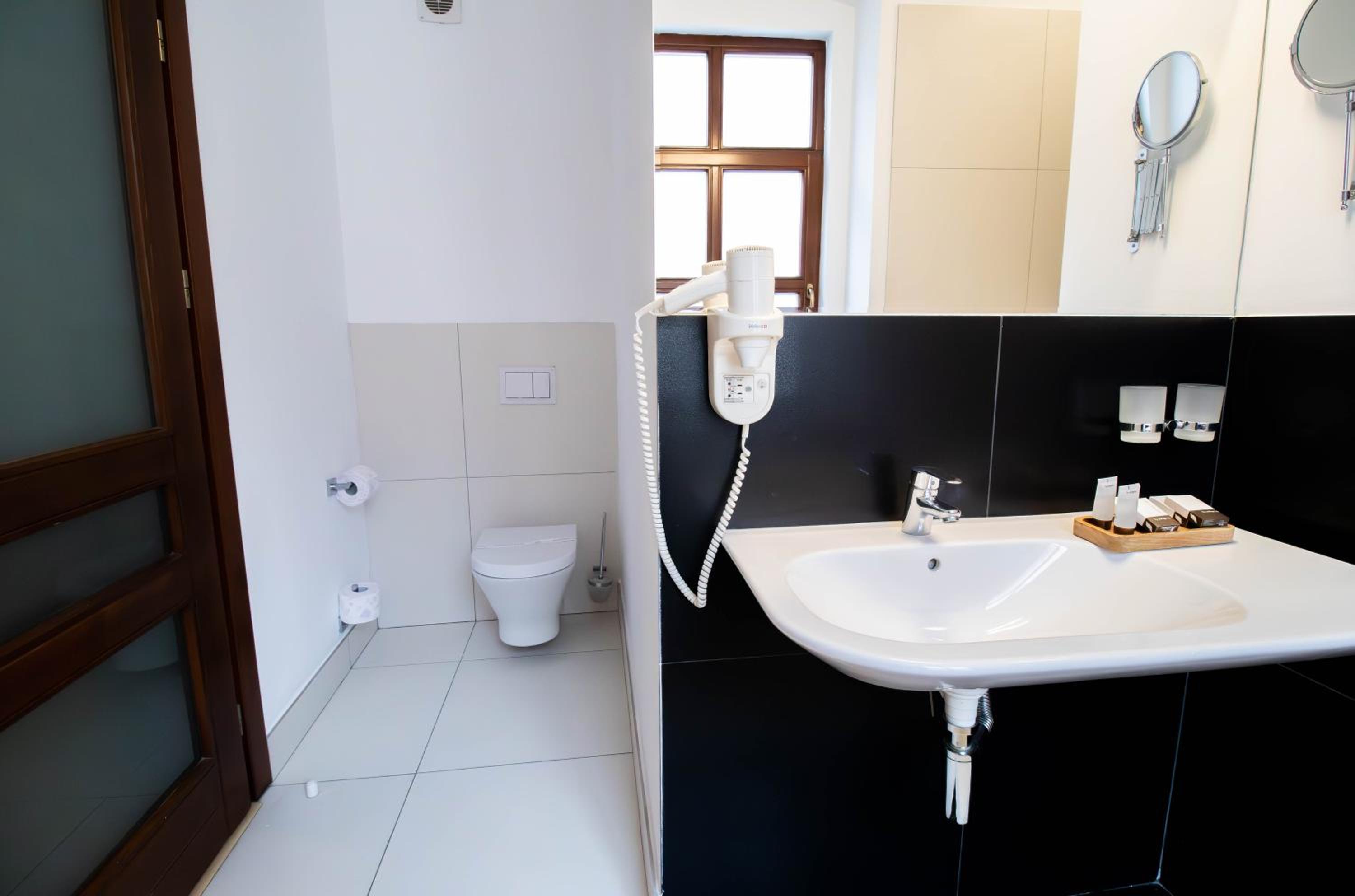 Deluxe Double Room - Photo 6