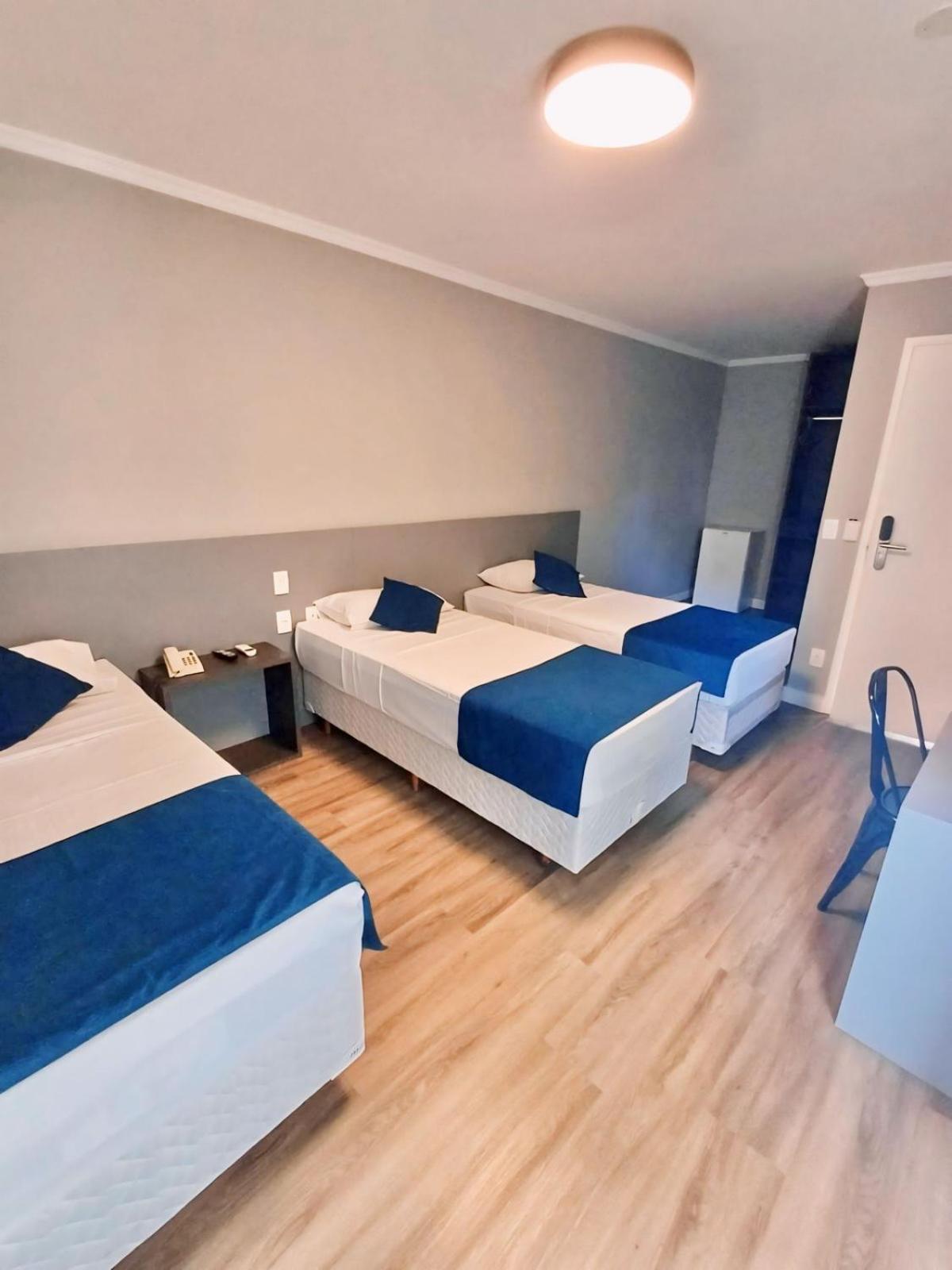 Standard Triple Room - Photo 8