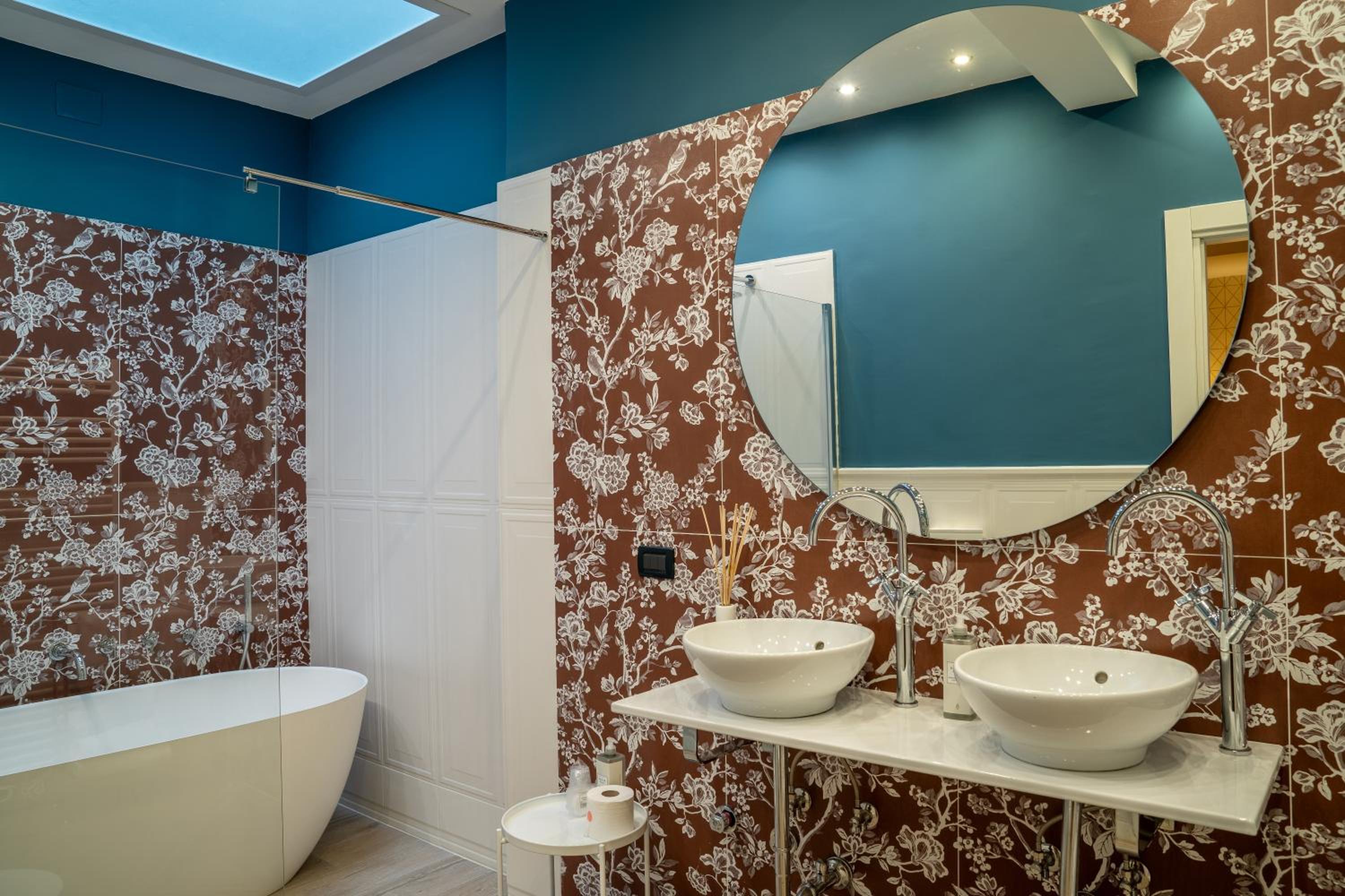 Superior Double or Twin Room - Photo 22