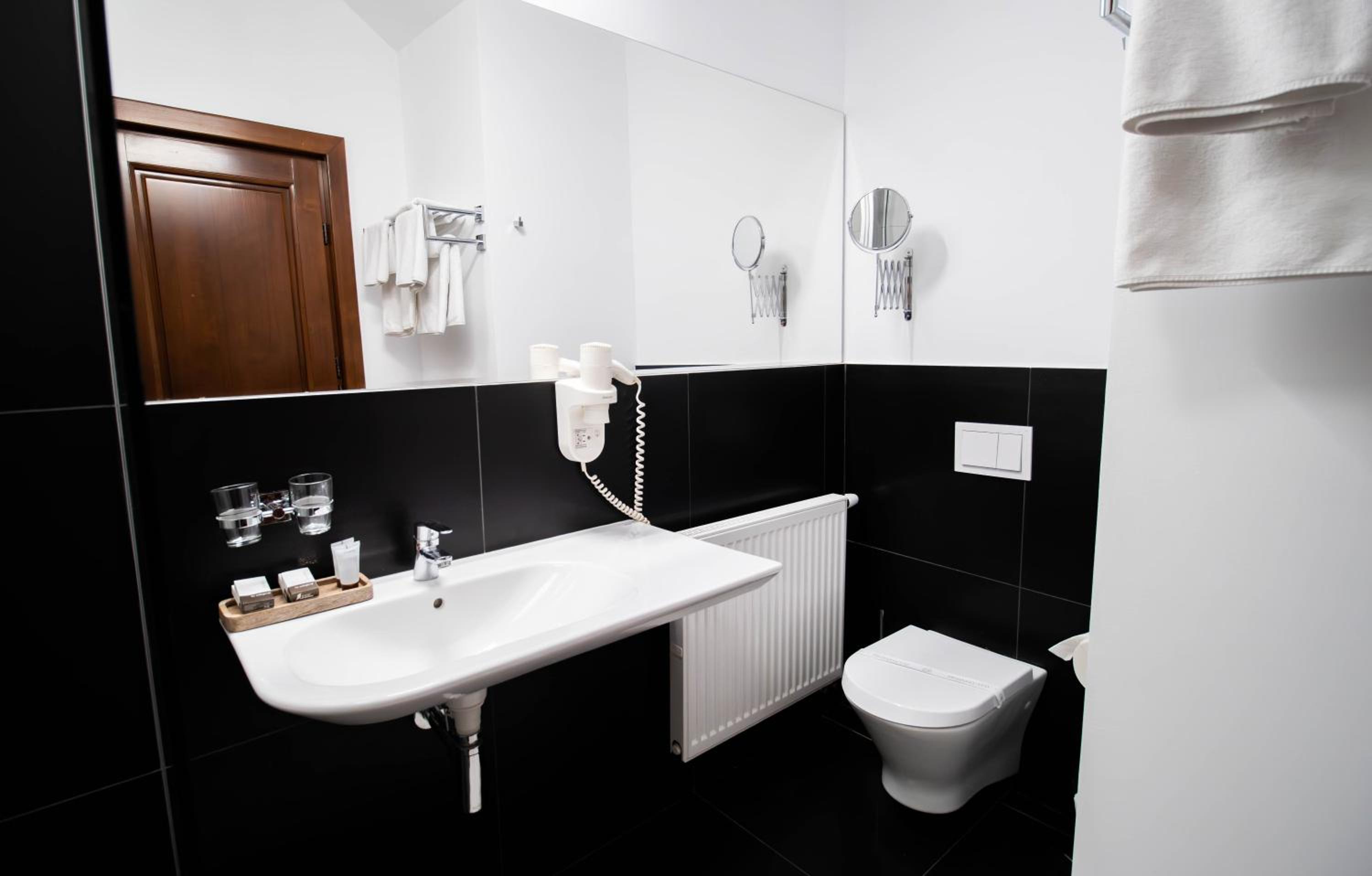 Queen Room - Photo 4
