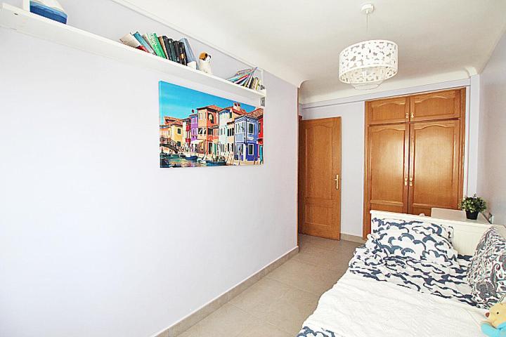 Three-Bedroom Apartment with Water View photo 2