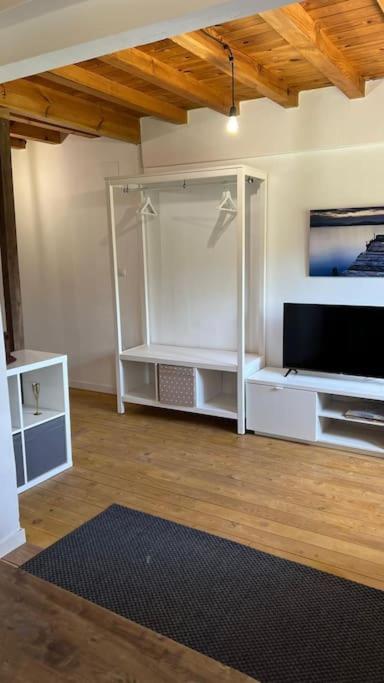 Two-Bedroom House photo 3