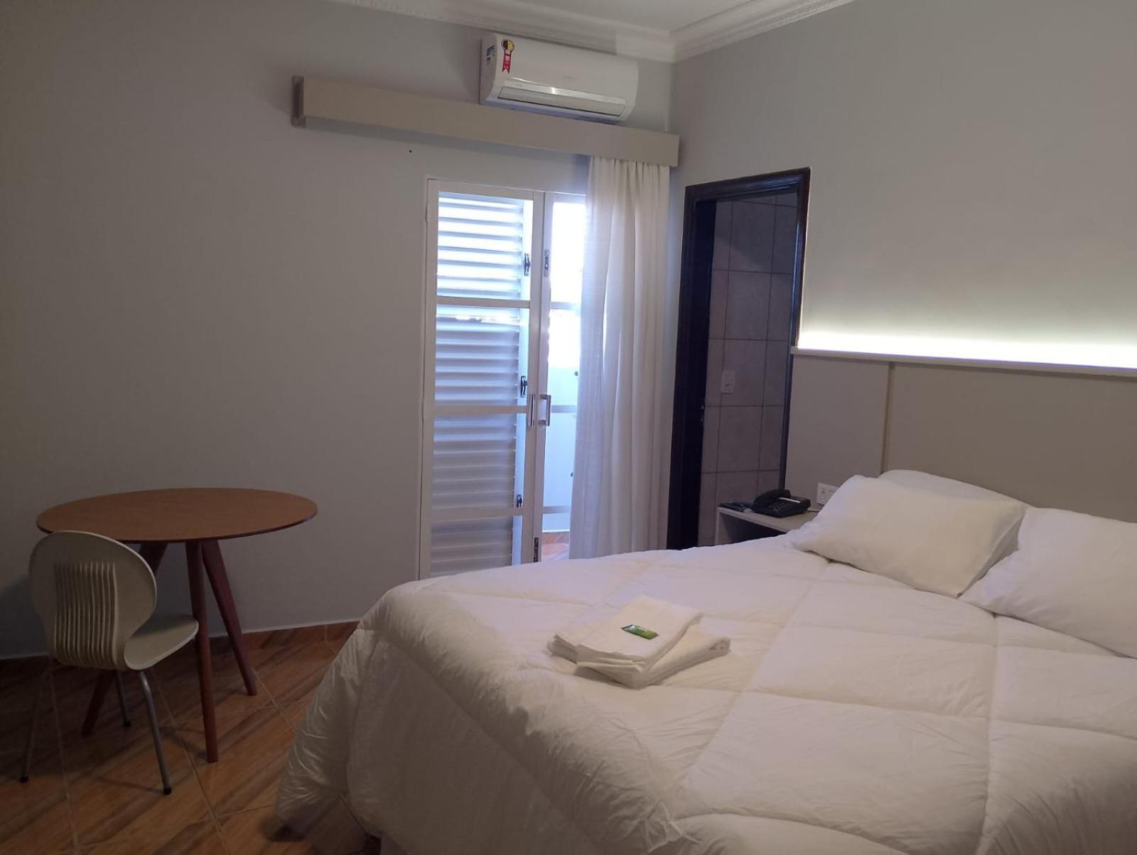 Deluxe Suite with Spa Bath photo 1