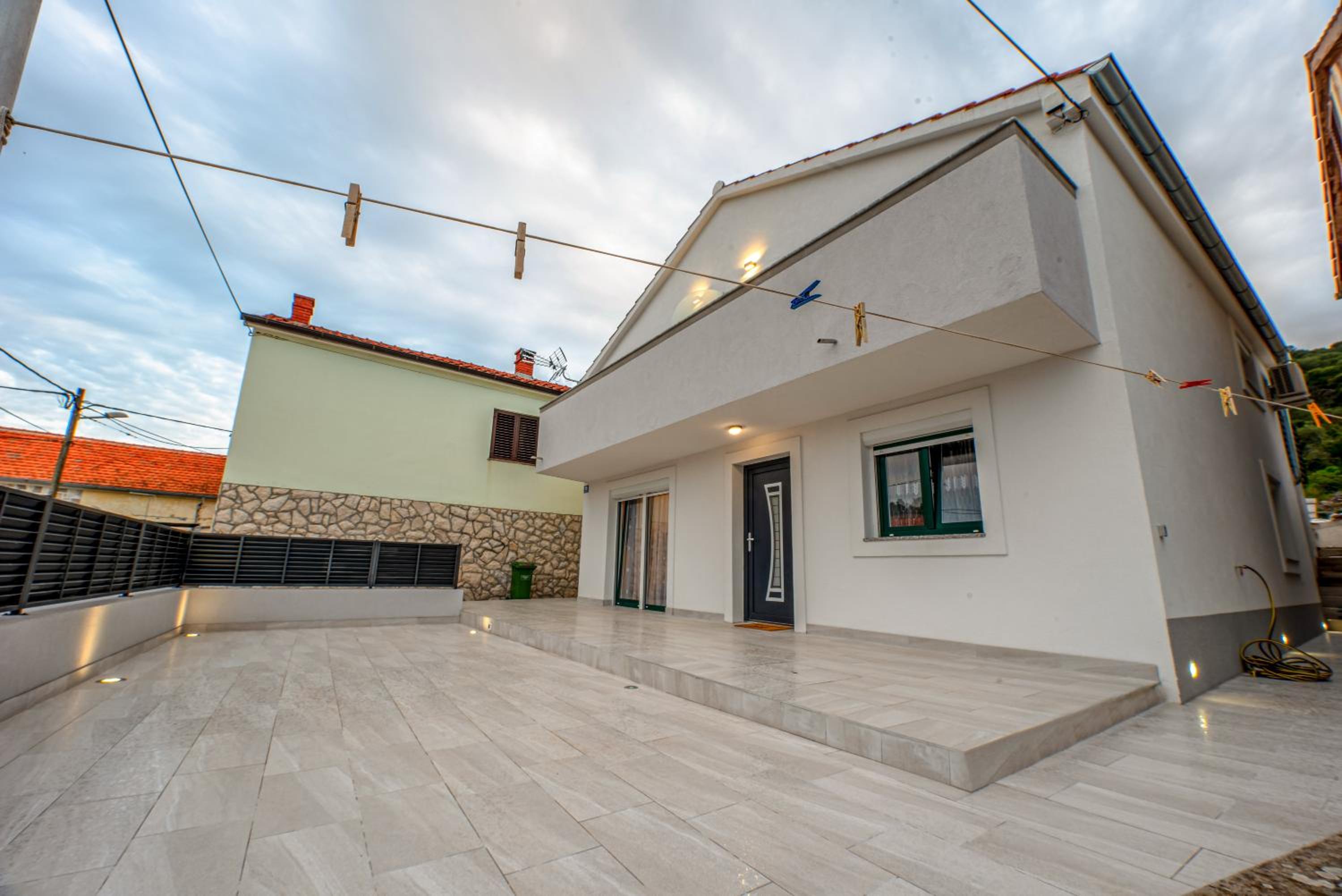 Two-Bedroom Apartment with Terrace photo 3