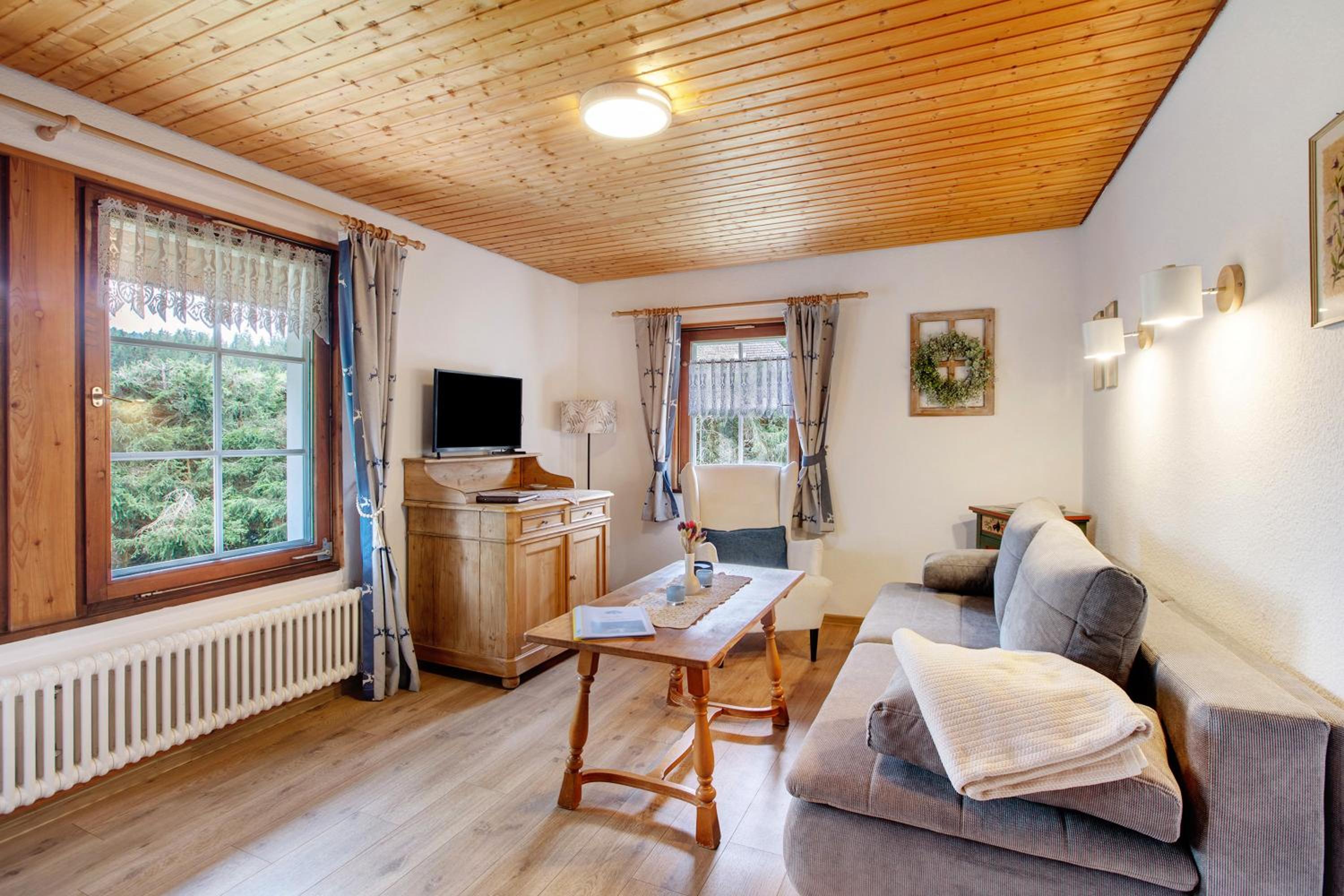 Superior One-Bedroom Apartment with Balcony