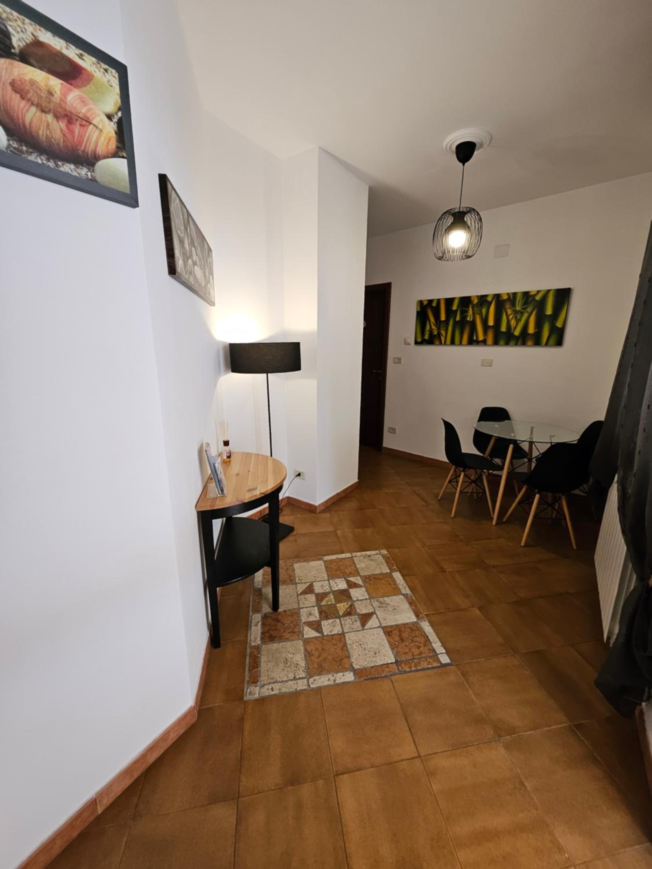 Single Room with Private Bathroom photo 2