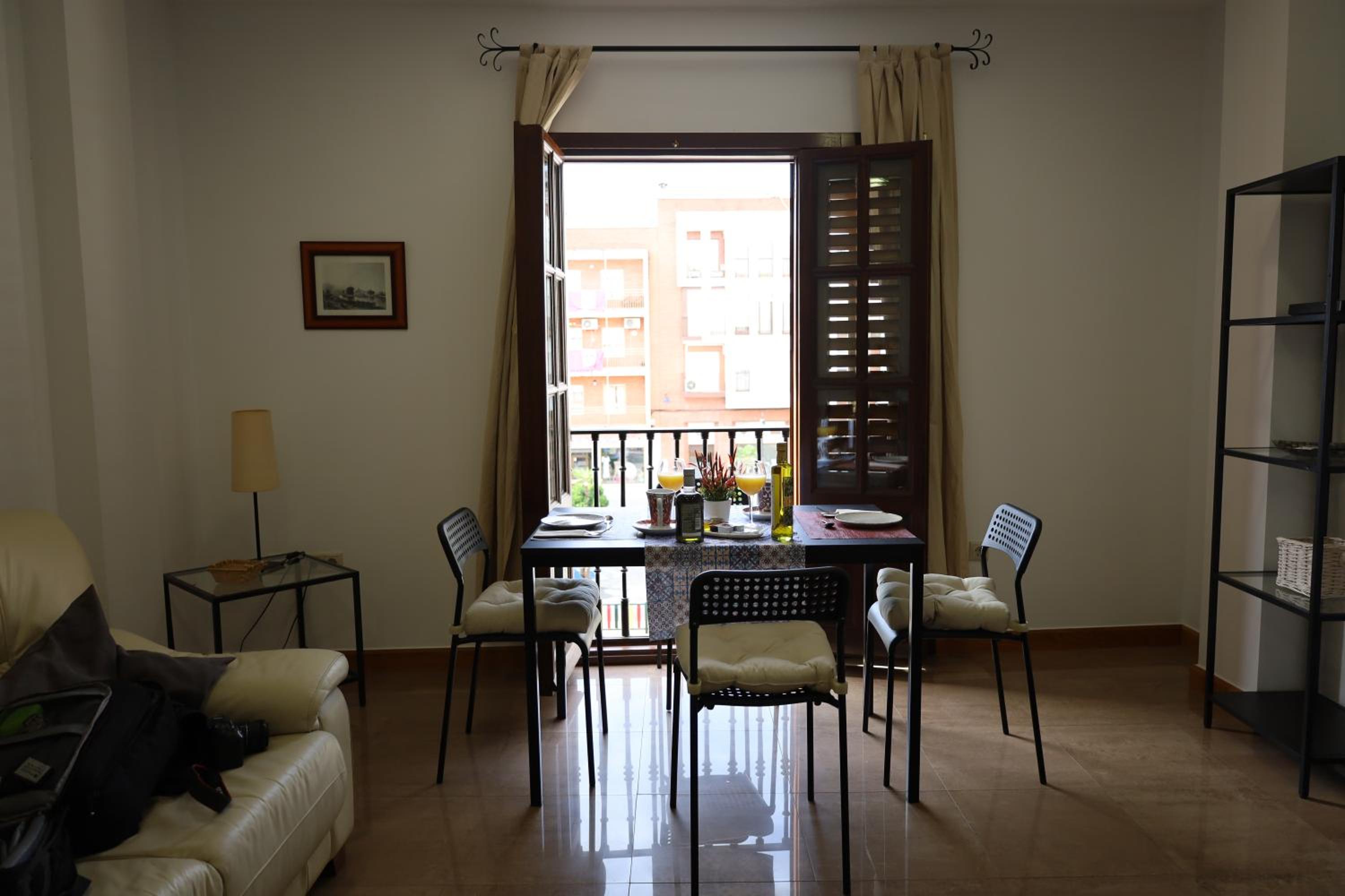One-Bedroom Apartment photo 3