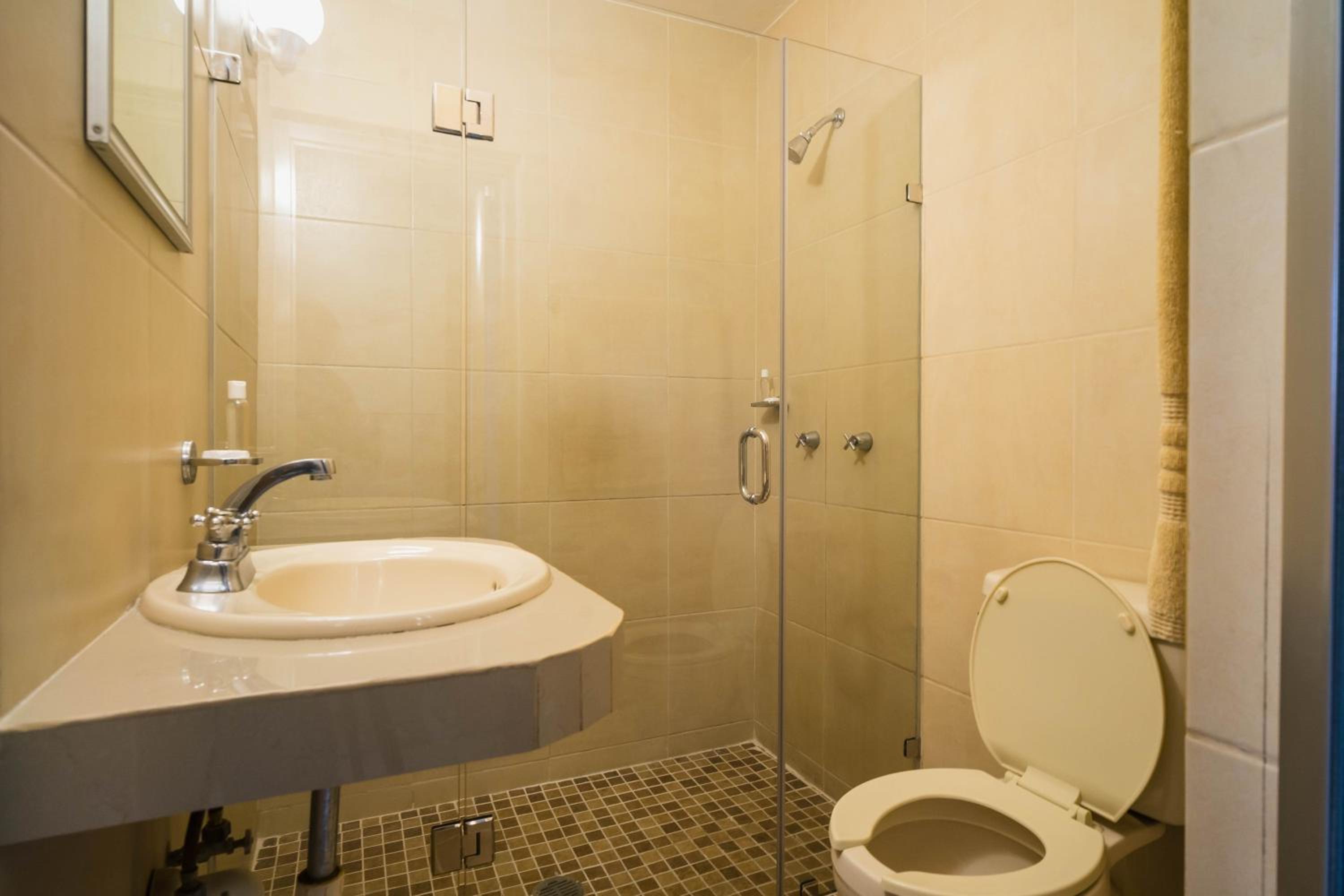 Double Room - Photo 4