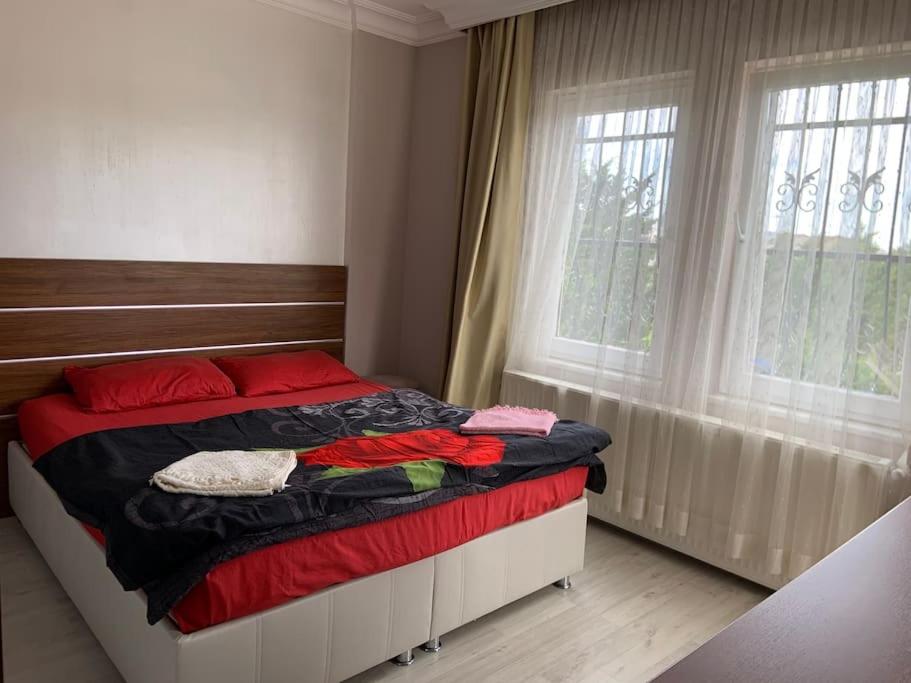 Three-Bedroom Villa photo 1
