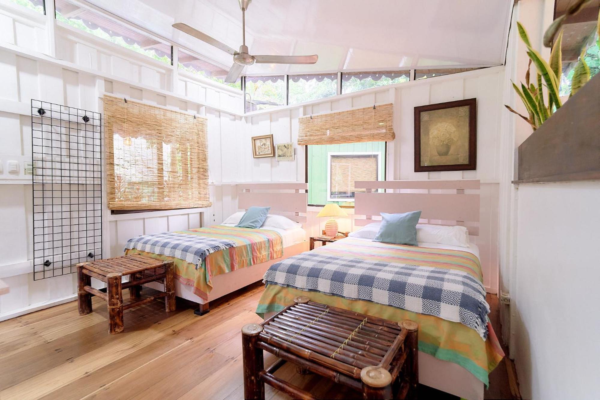 Bungalow with Garden View