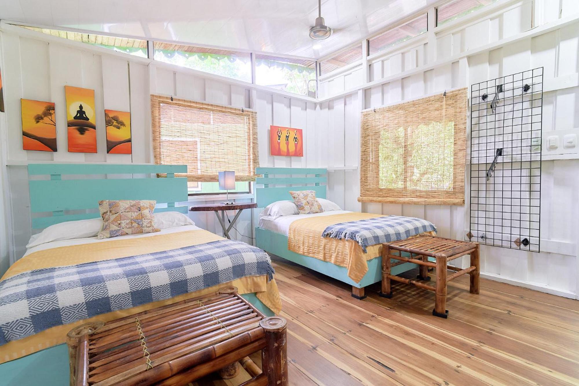 Bungalow with Garden View
